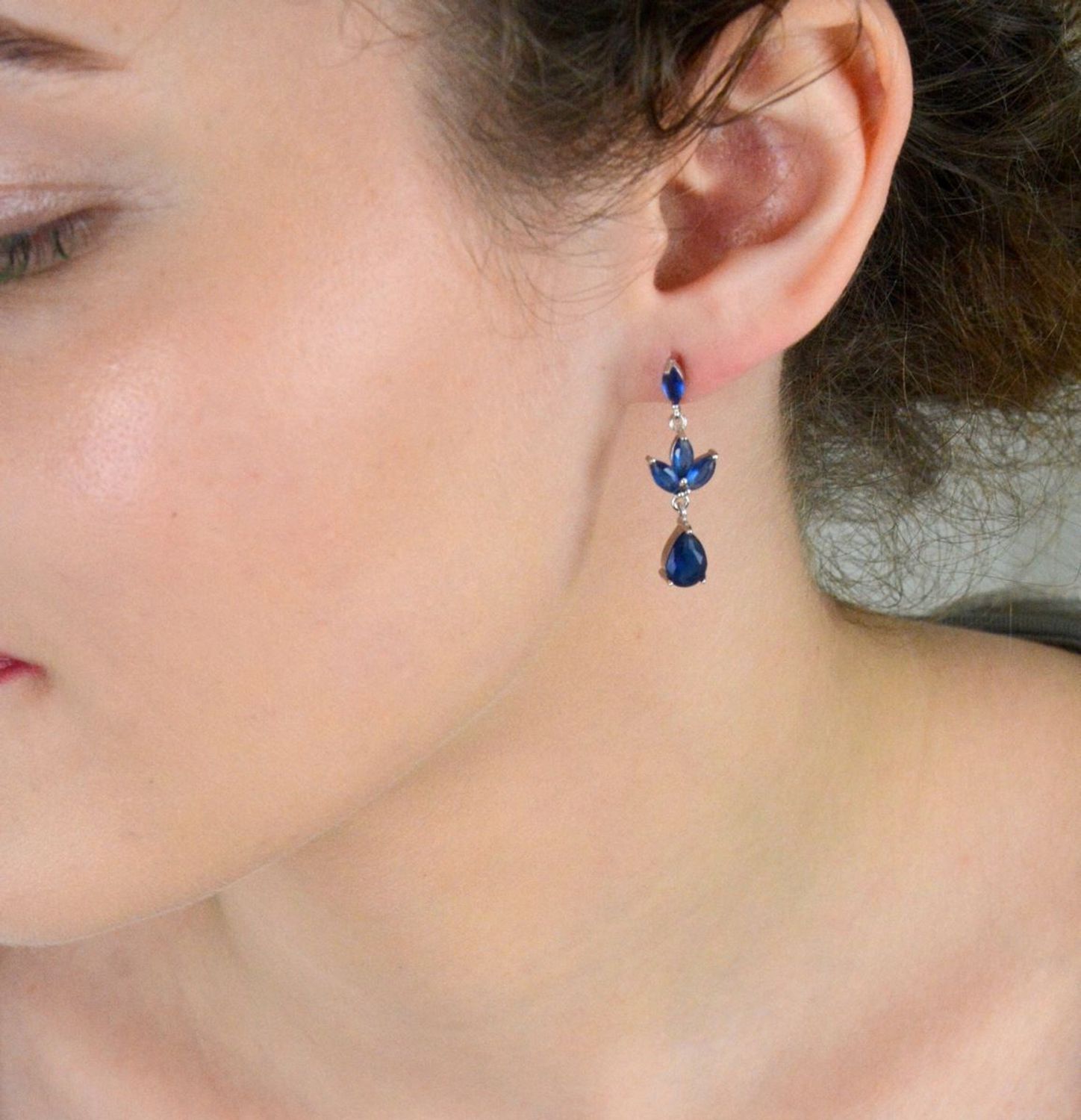 Kolczyki srebrne wiszące szafirowe cyrkonie DIA-KLC-2121-925.jpg