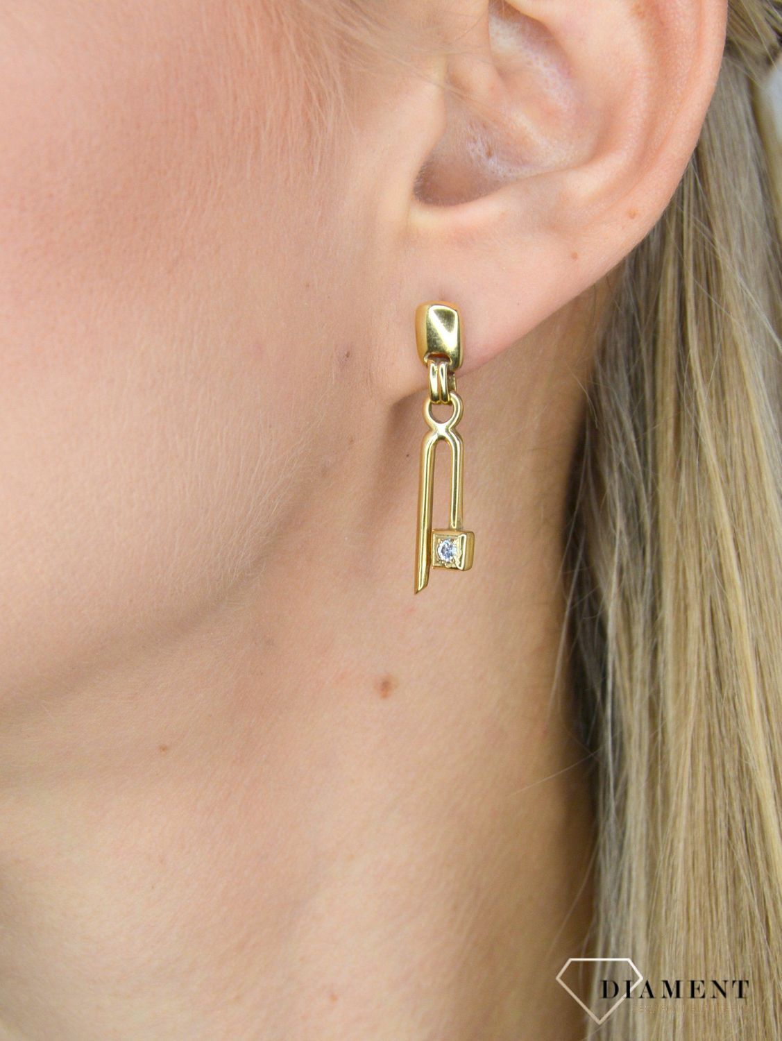 Złote kolczyki 585 ciekawy wzór z ozdobną cyrkonią DIA-KLC-2229-585.jpg