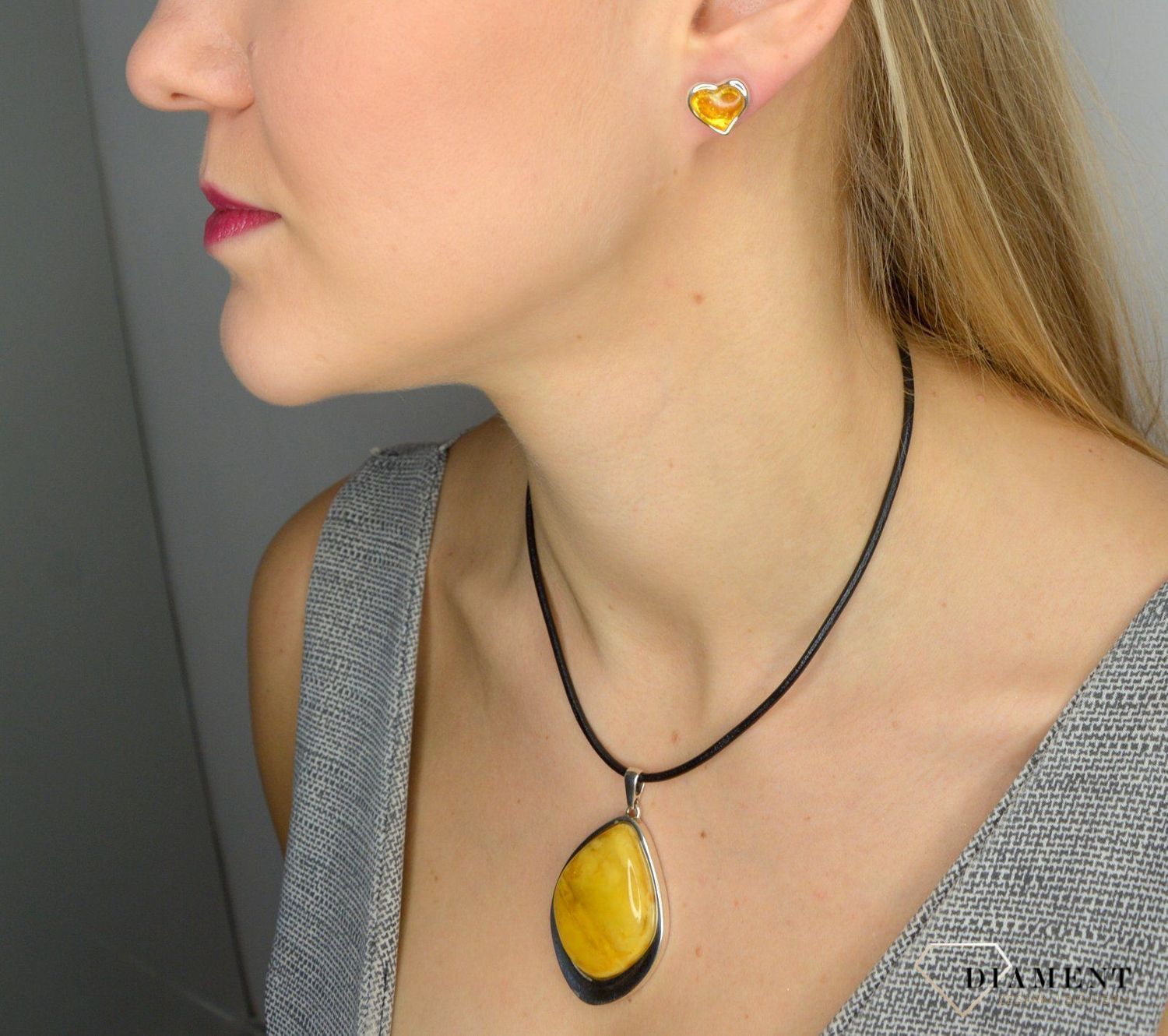 Kolczyki srebrne serca z bursztynem DIA-KLC-2243-925.jpg