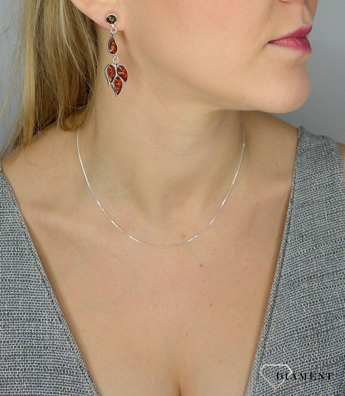 Kolczyki srebrne wiszące bursztyn brązowe łezki DIA-KLC-2247-925.jpg