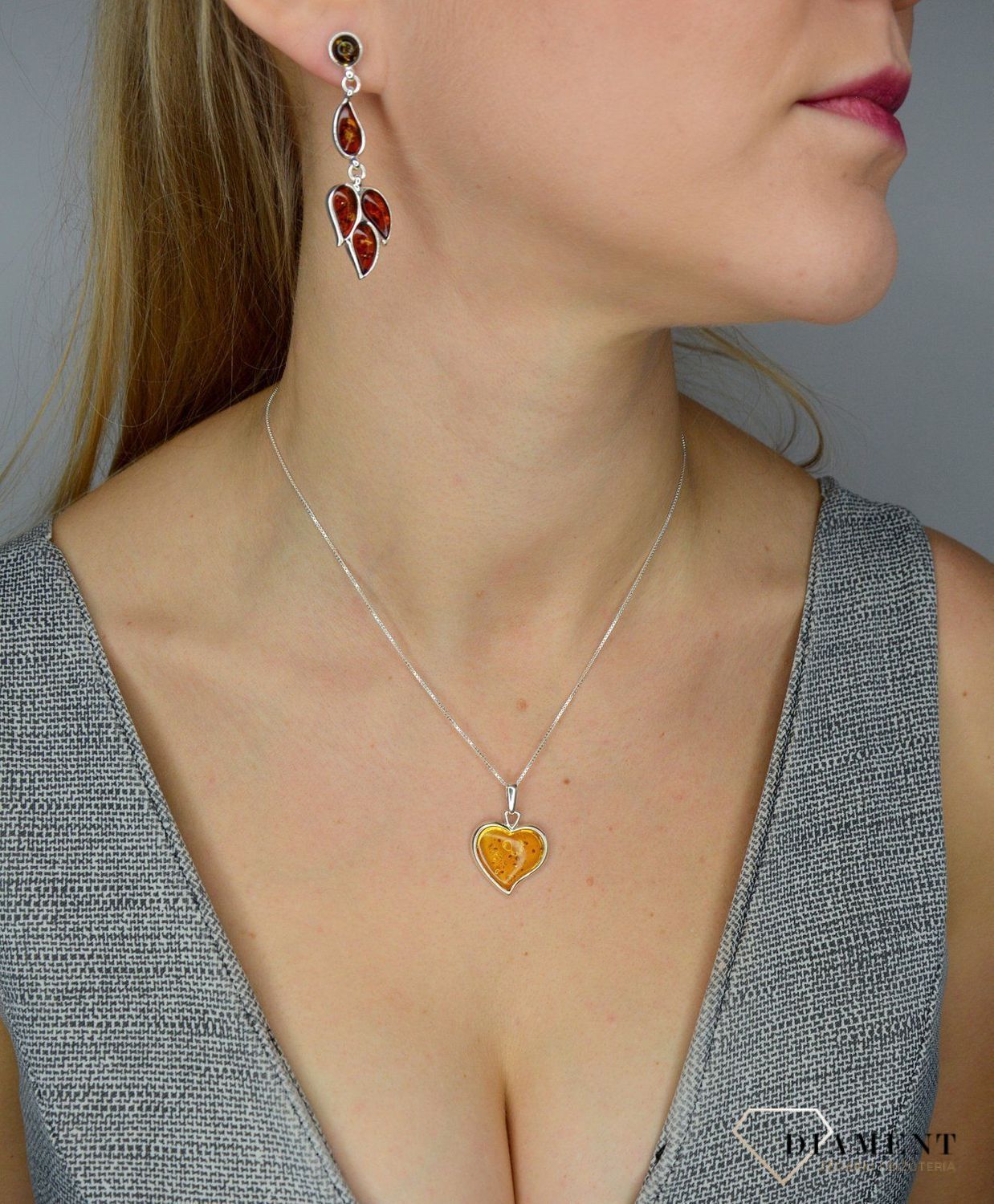 Kolczyki srebrne wiszące bursztyn brązowe łezki DIA-KLC-2247-925.jpg