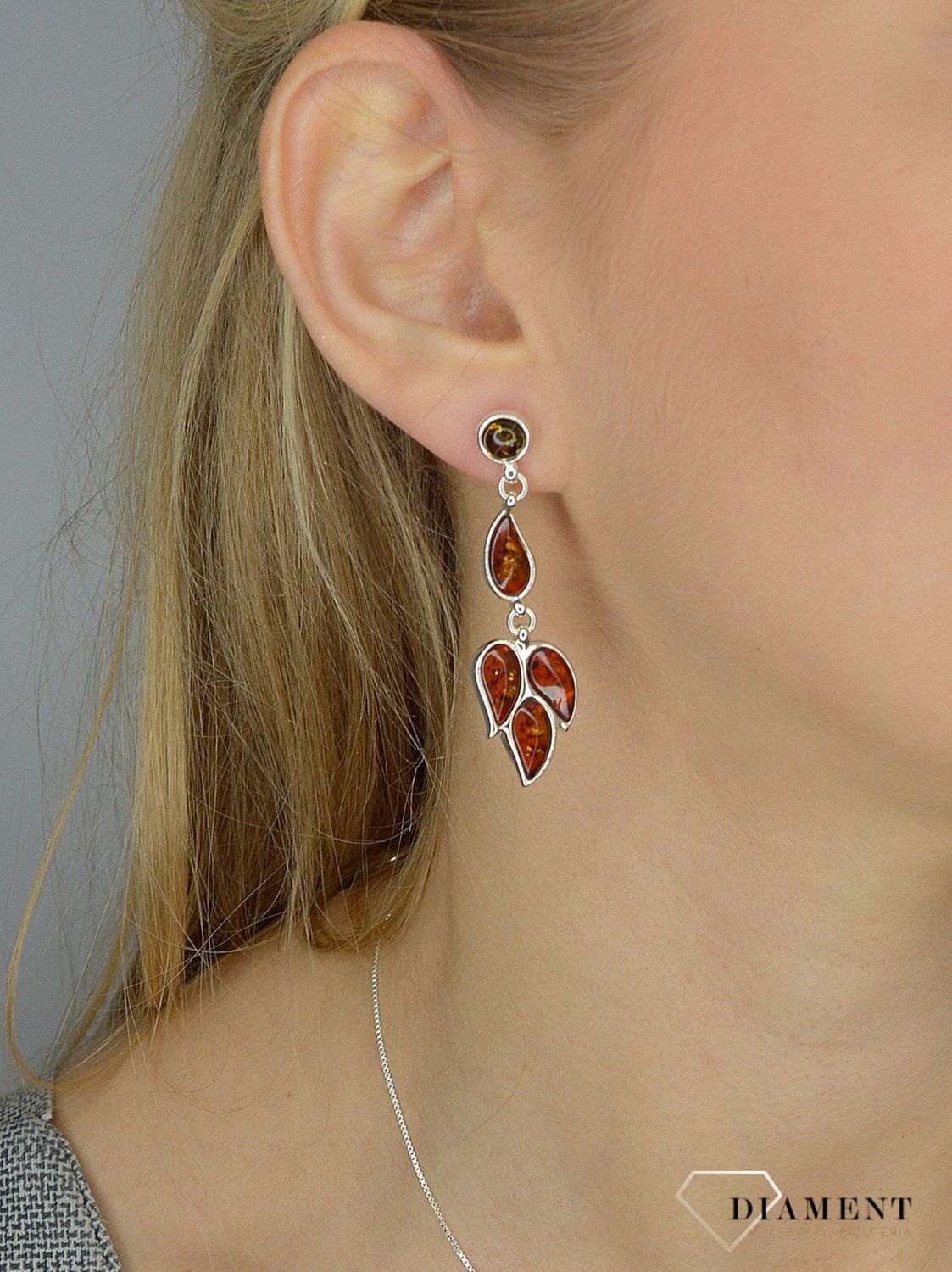 Kolczyki srebrne wiszące bursztyn brązowe łezki DIA-KLC-2247-925.jpg
