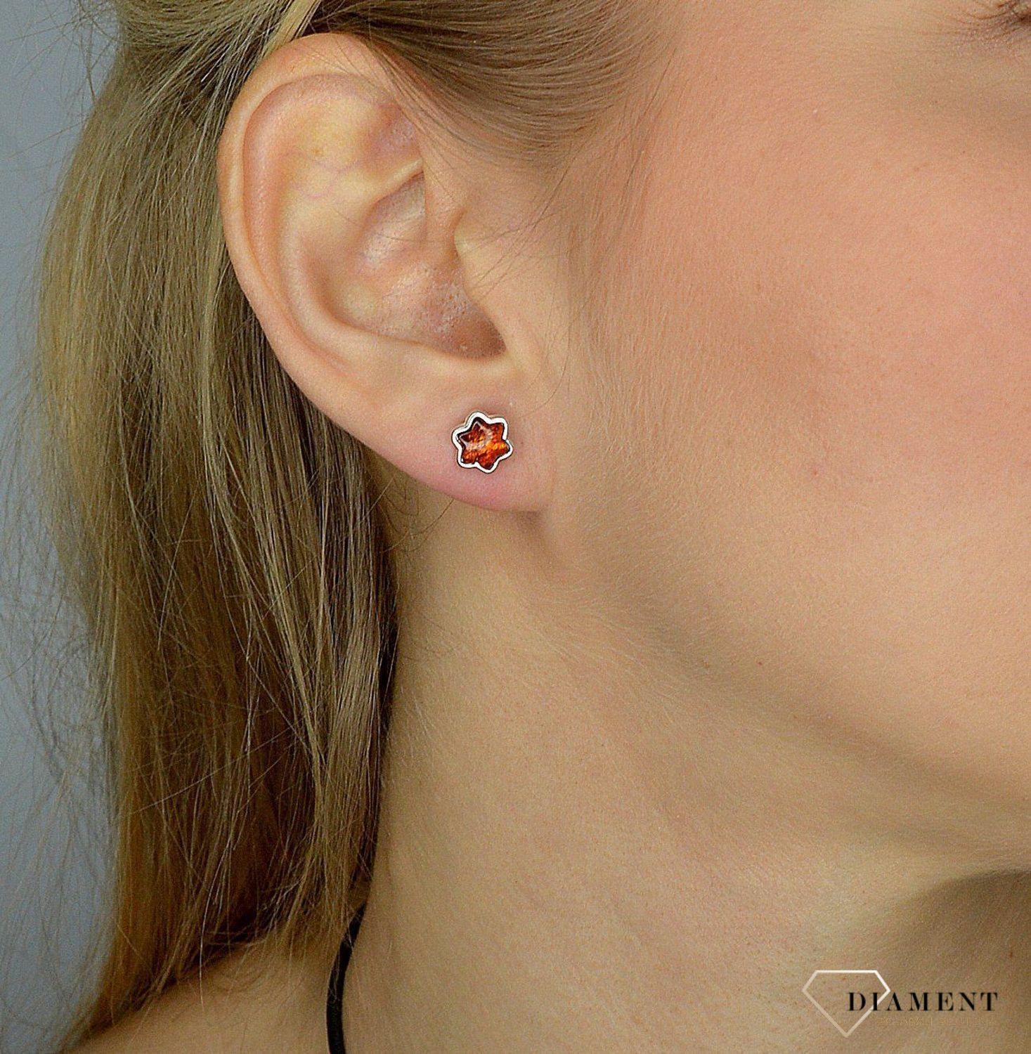 Kolczyki srebrne bursztyn brązowe kwiatki DIA-KLC-2251-925.jpg