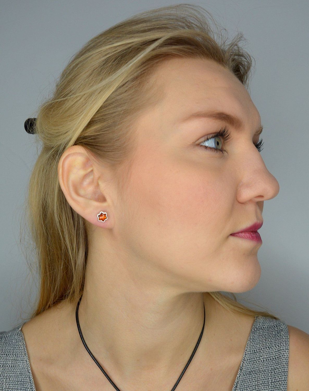 Kolczyki srebrne bursztyn brązowe kwiatki DIA-KLC-2251-925.jpg