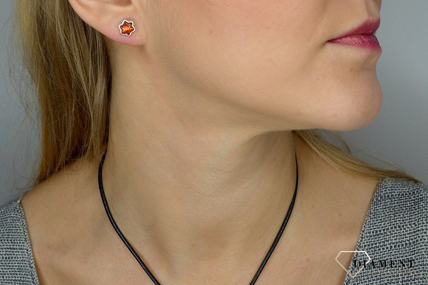 Kolczyki srebrne bursztyn brązowe kwiatki DIA-KLC-2251-925.jpg