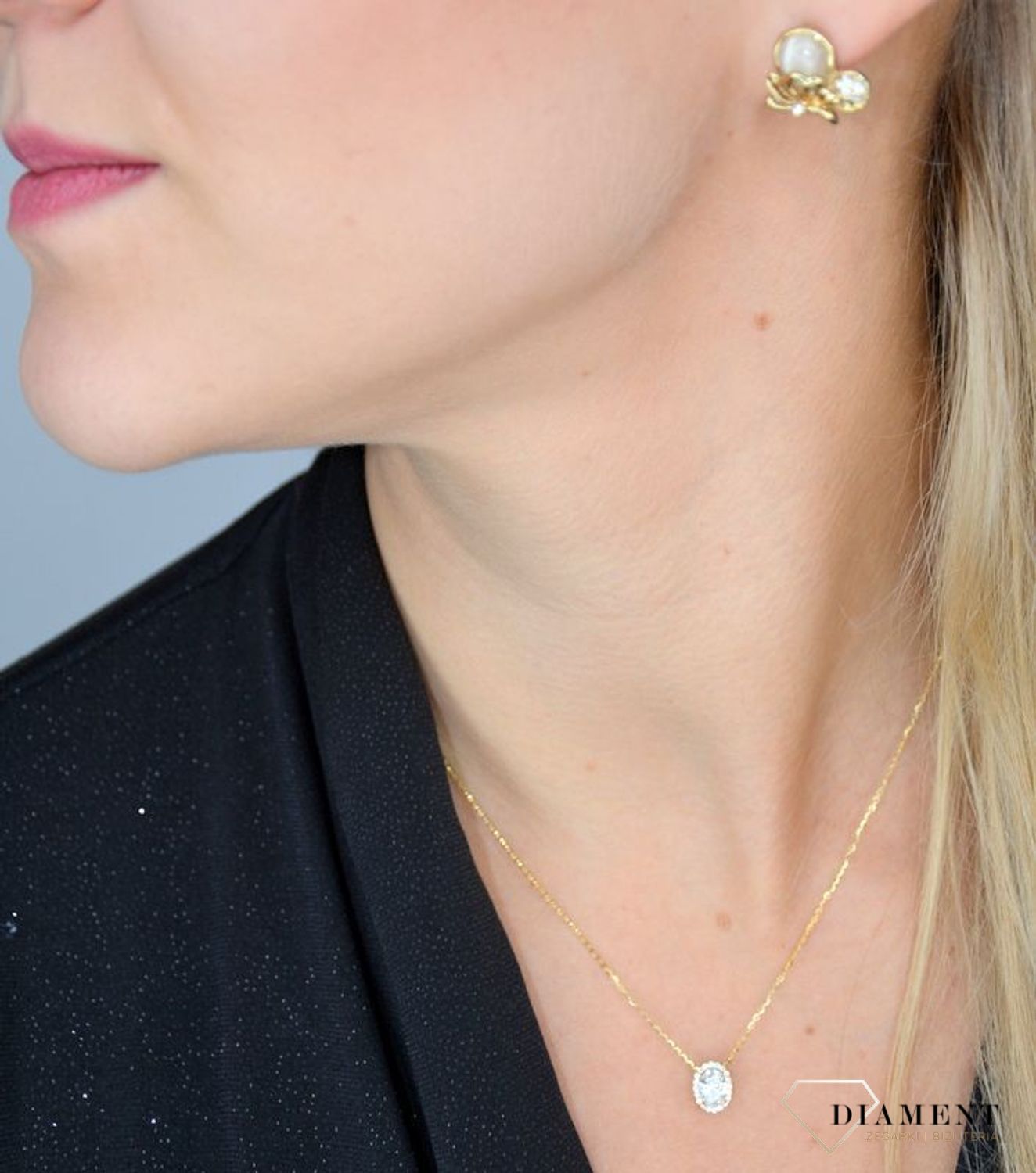 Kolczyki damskie pozłacane By Dziubeka przy uchu motylki DIA-KLC-2316-INNE.jpg