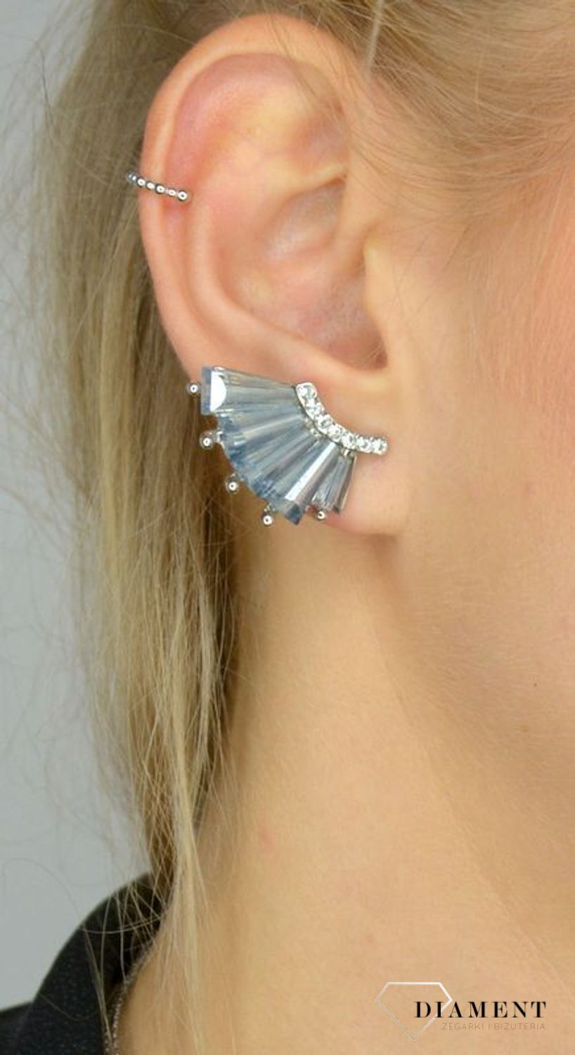 Kolczyki damskie nausznice BY DZIUBEKA cyrkonie w błękitnym odcieniu DIA-KLC-2322-INNE.jpg