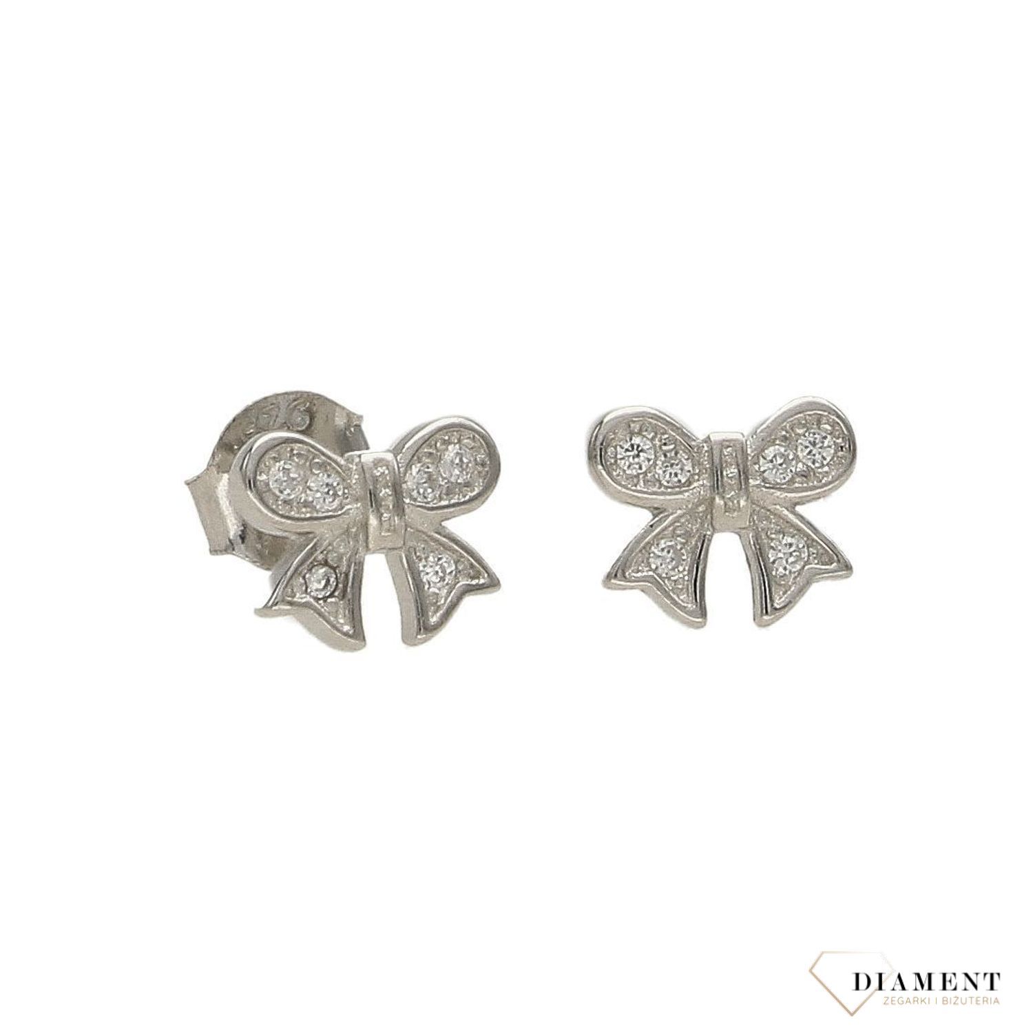 Srebrne kolczyki kokardka z cyrkonią DIA-KLC-2439-925.jpg