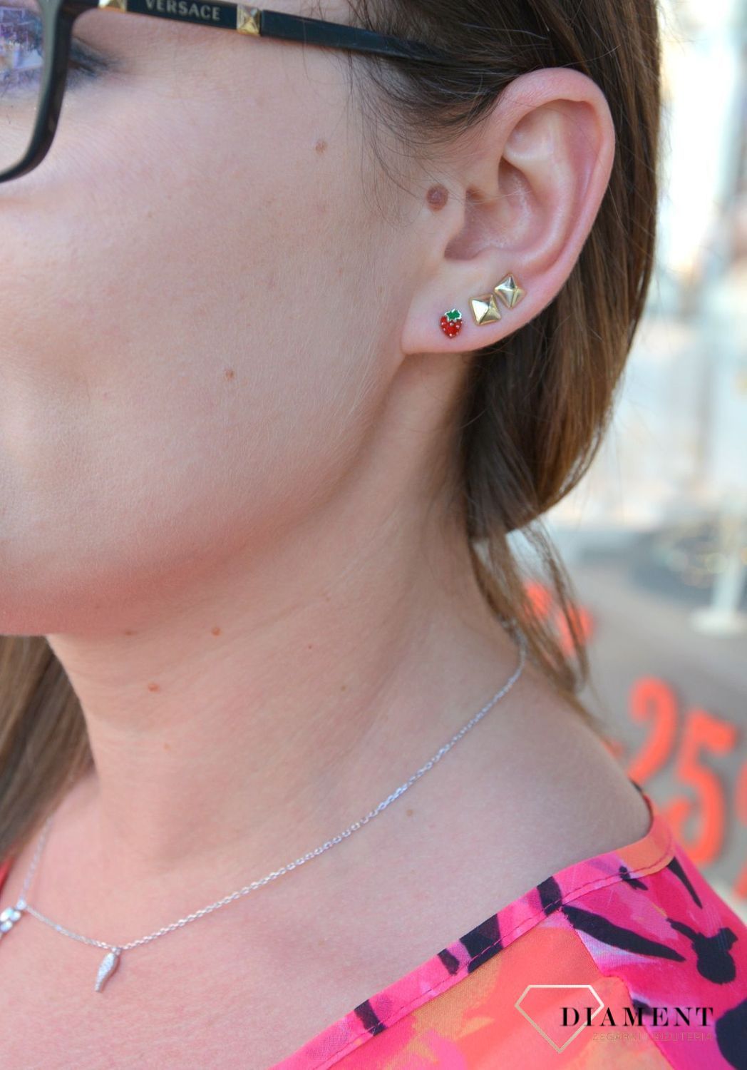 Srebrne kolczyki wkrętki dla dziewczynki truskawki DIA-KLC-2440-925.jpg