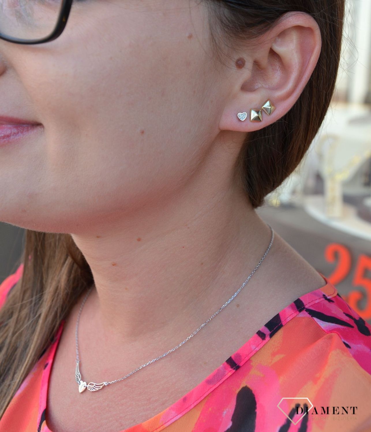 Srebrne kolczyki malutkie serca z cyrkonią DIA-KLC-2449-925.jpg