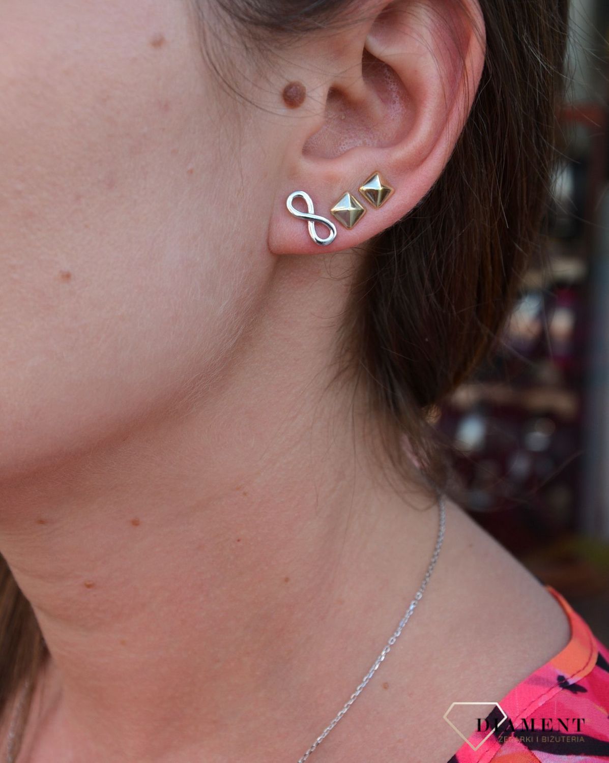 Srebrne kolczyki gładki znak nieskończoności DIA-KLC-2452-925.jpg