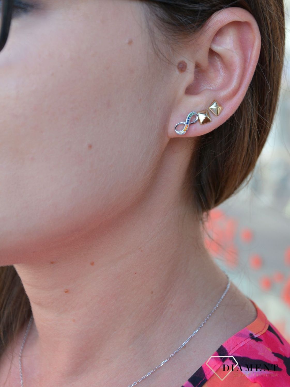 Srebrne kolczyki znak nieskończoności z kolorową cyrkonią DIA-KLC-2453-925.jpg