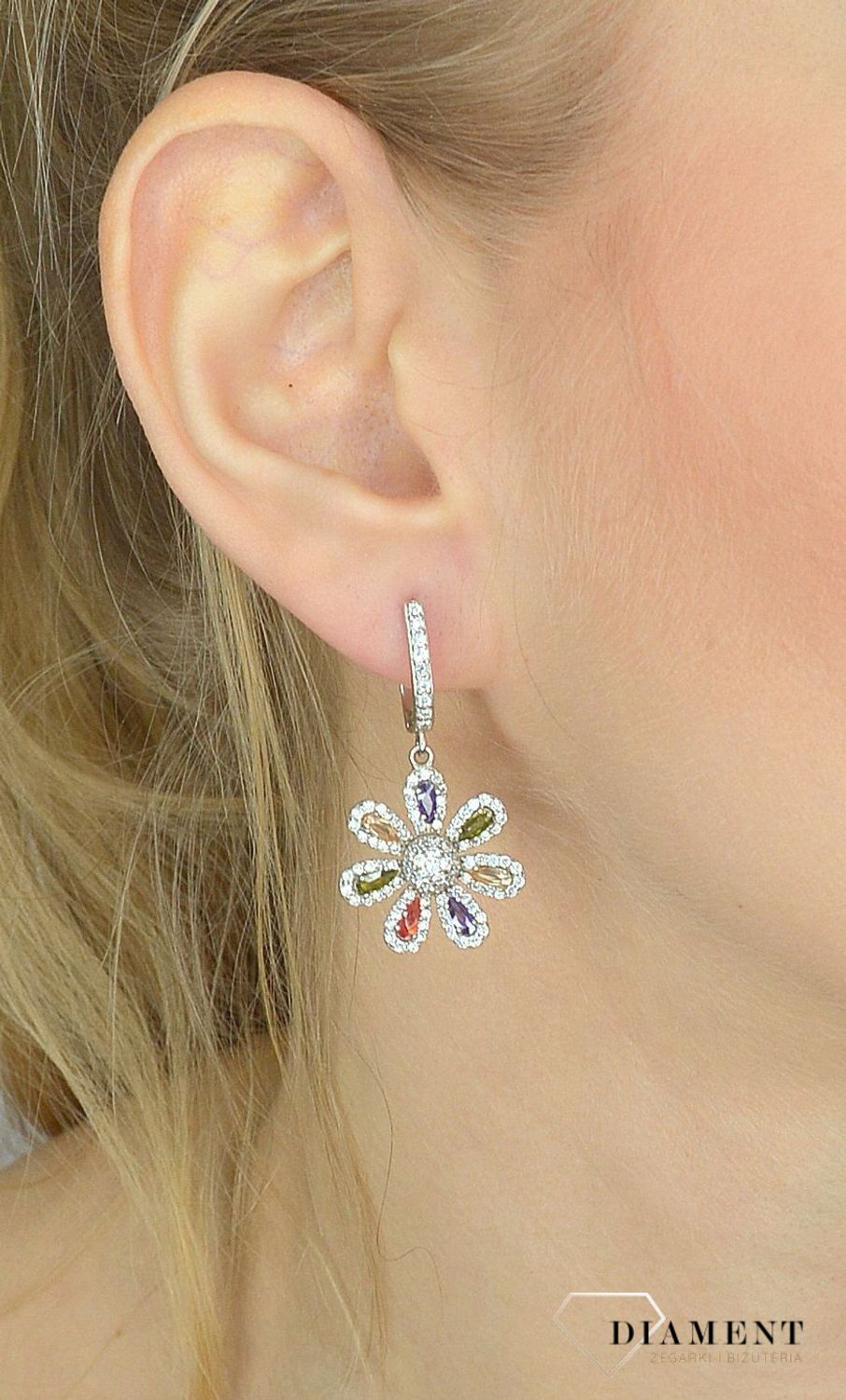 Srebrne kolczyki 925 wiszące w kształcie kwiata z kolorowymi cyrkoniami DIA-KLC-2546-925.jpg
