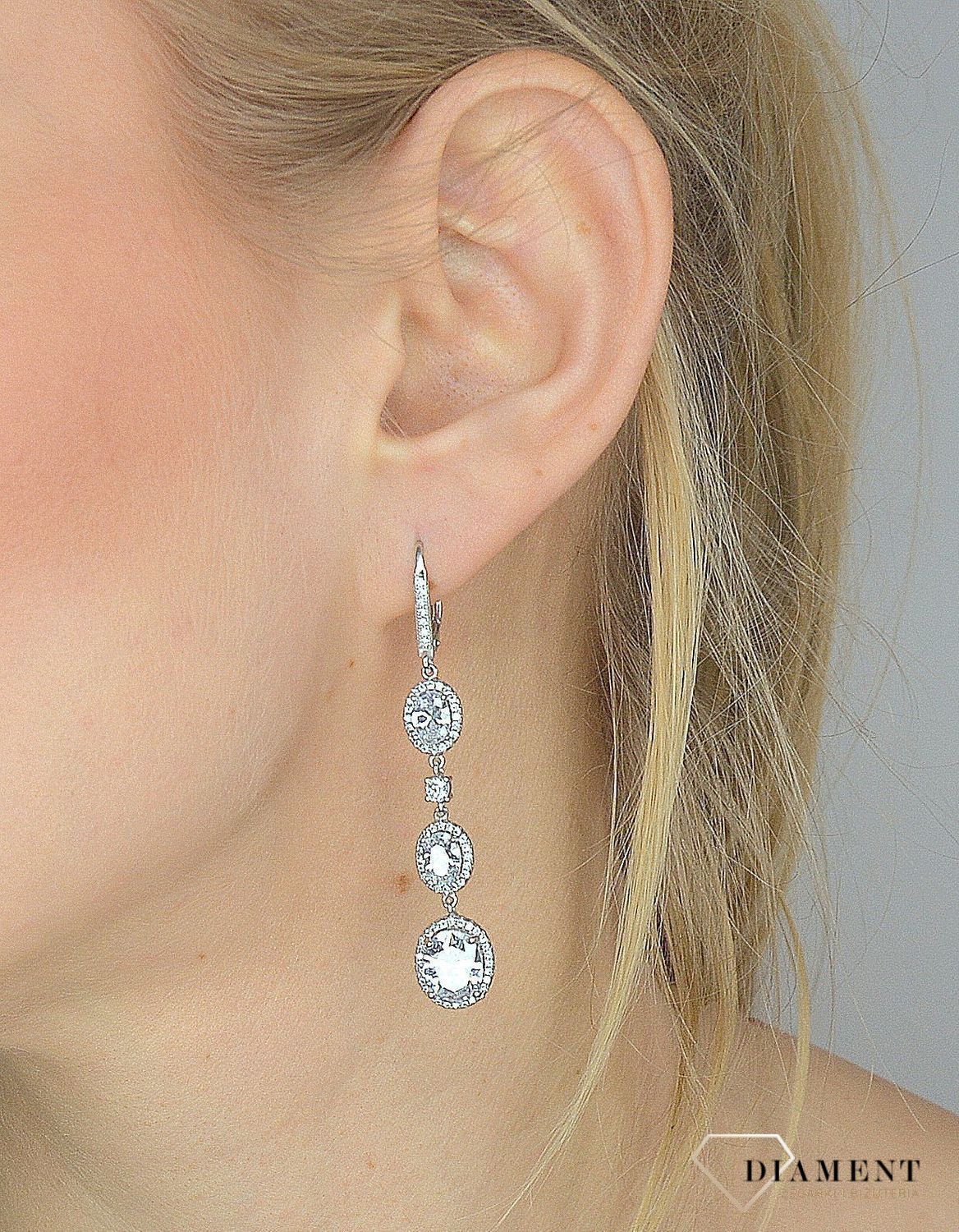 Srebrne kolczyki wiszące 925 prosta elegancja DIA-KLC-2552-925.jpg