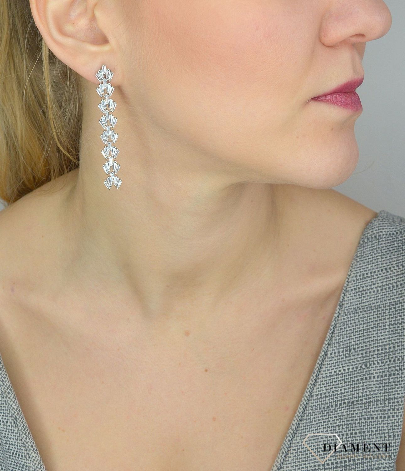 Srebrne kolczyki 925 wiszące z cyrkonią DIA-KLC-2555-925.jpg