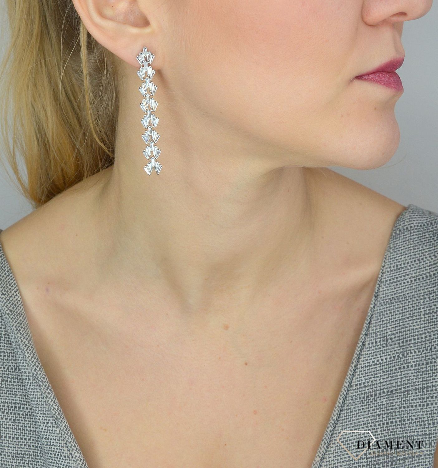 Srebrne kolczyki 925 wiszące z cyrkonią DIA-KLC-2555-925.jpg