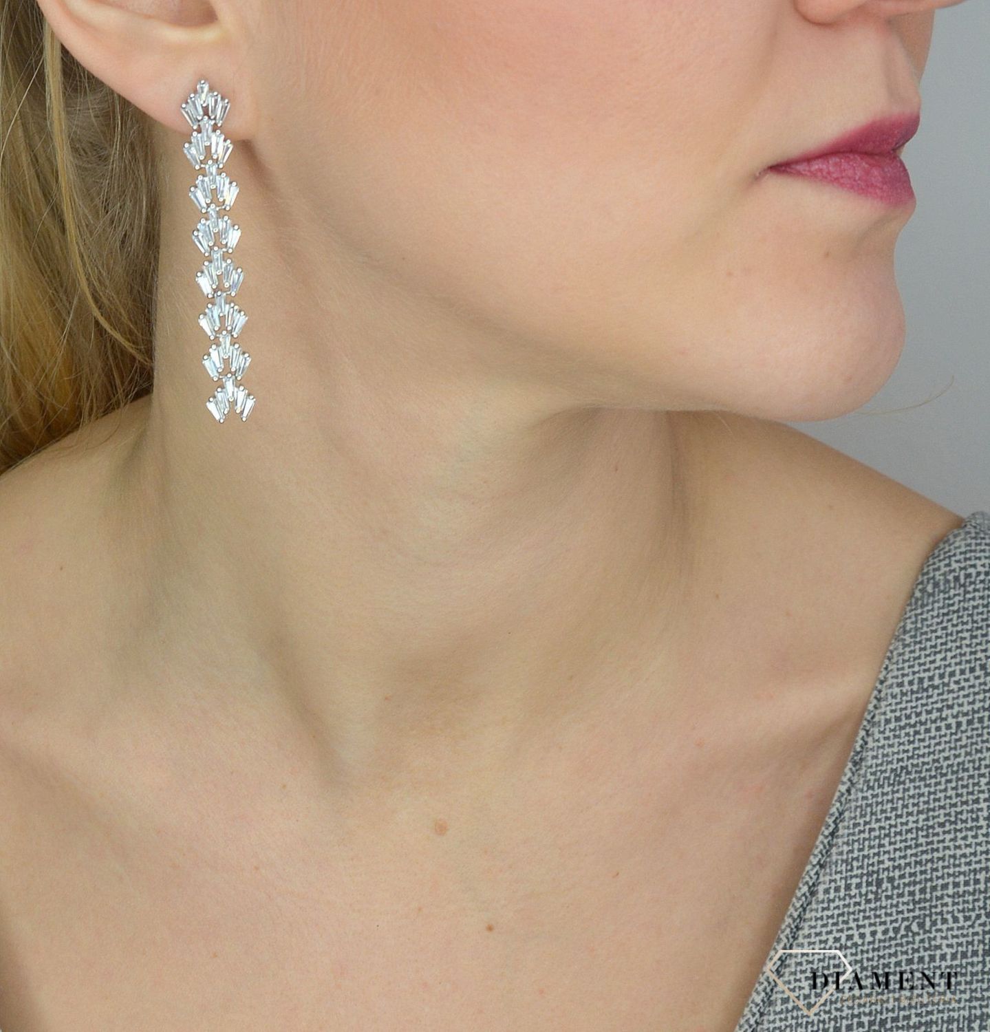 Srebrne kolczyki 925 wiszące z cyrkonią DIA-KLC-2555-925.jpg