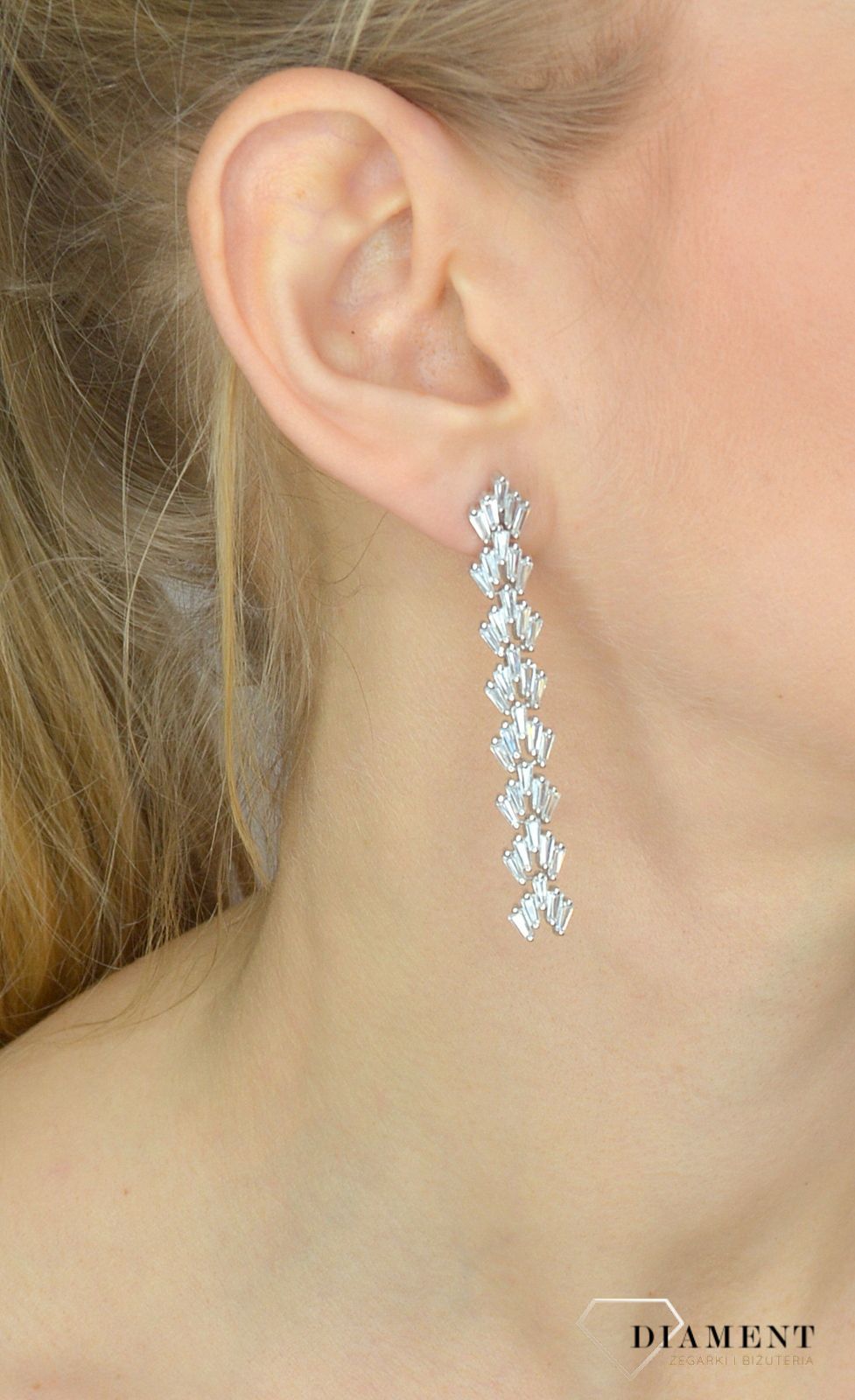 Srebrne kolczyki 925 wiszące z cyrkonią DIA-KLC-2555-925.jpg