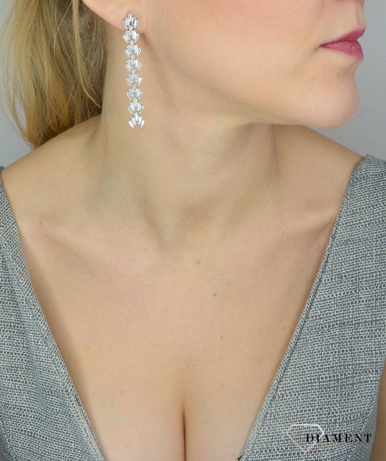 Srebrne kolczyki 925 wiszące z cyrkonią DIA-KLC-2555-925.jpg