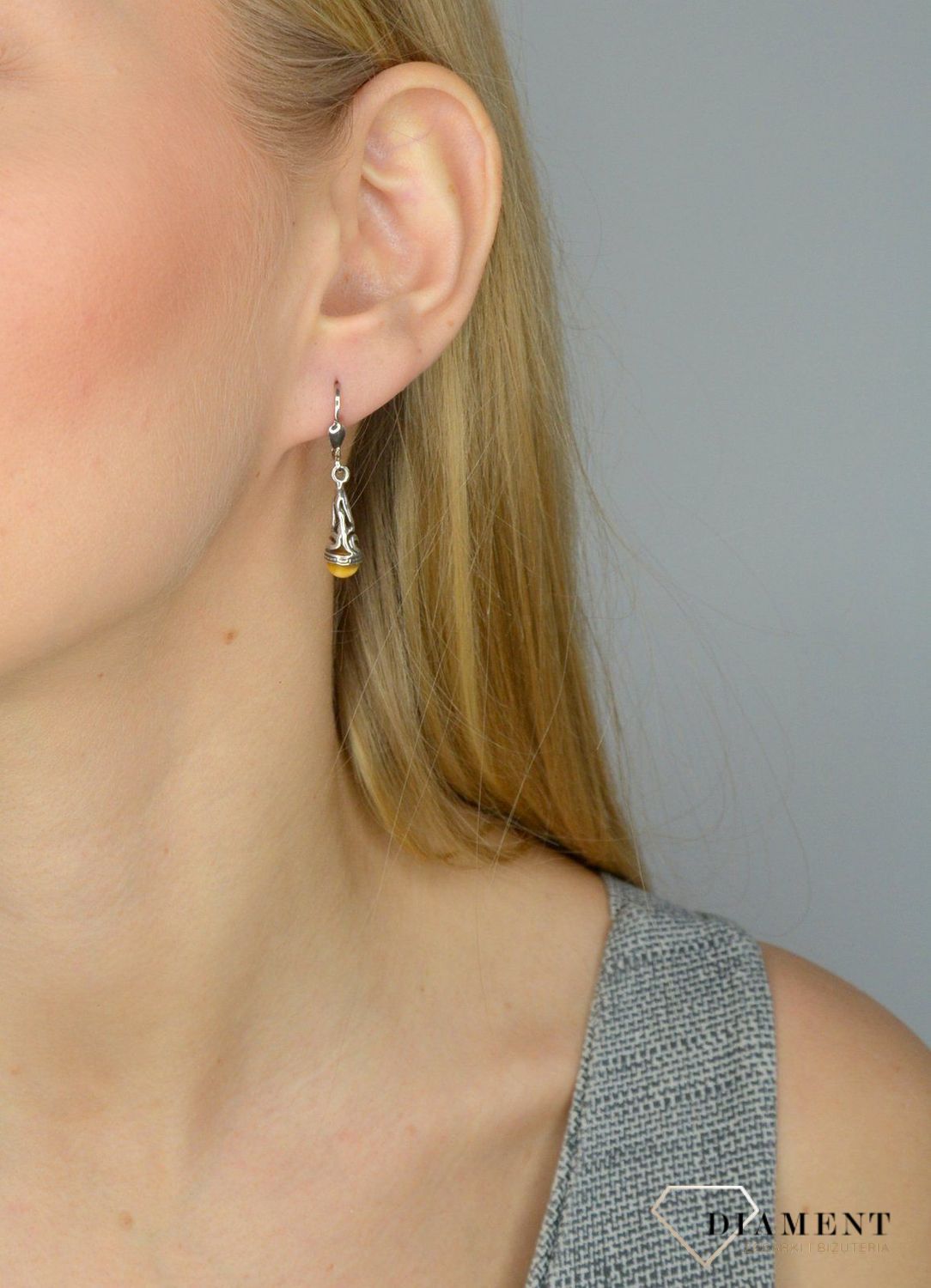 Srebrne kolczyki z bursztynem wiszące DIA-KLC-2568-925.jpg