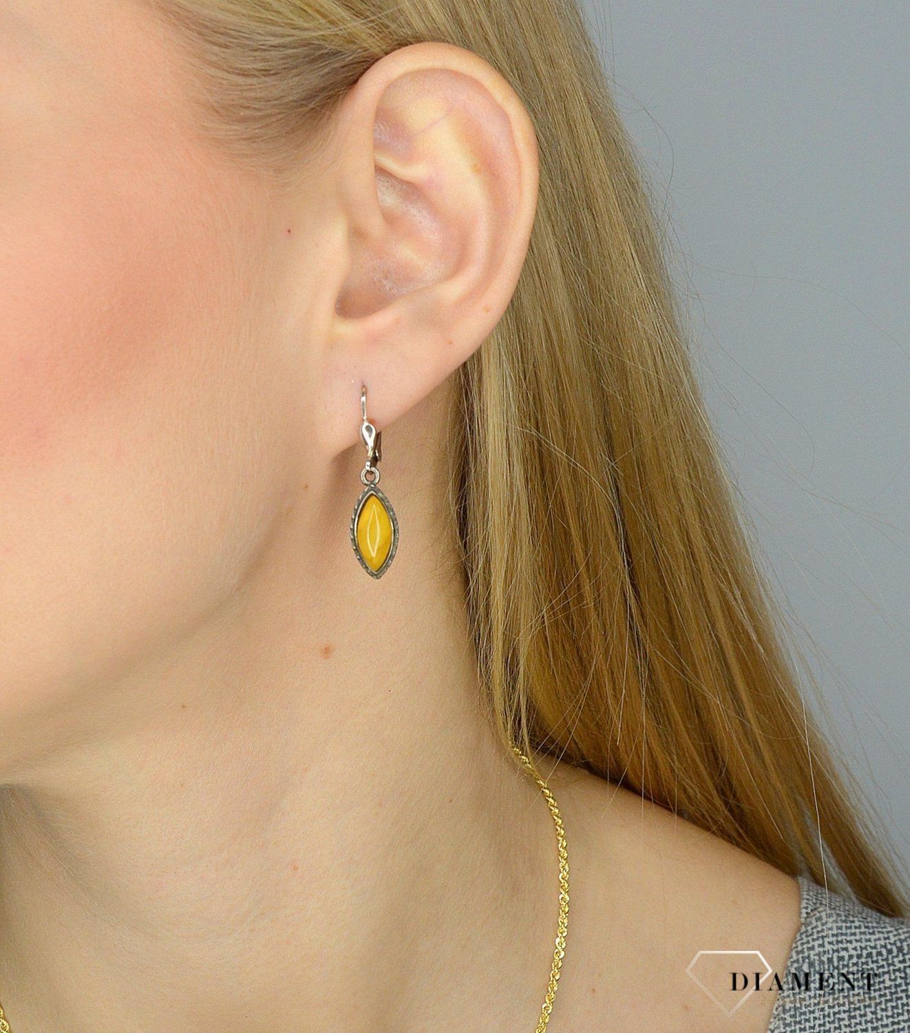 Srebrne kolczyki bursztyn łezki DIA-KLC-2571-925.jpg