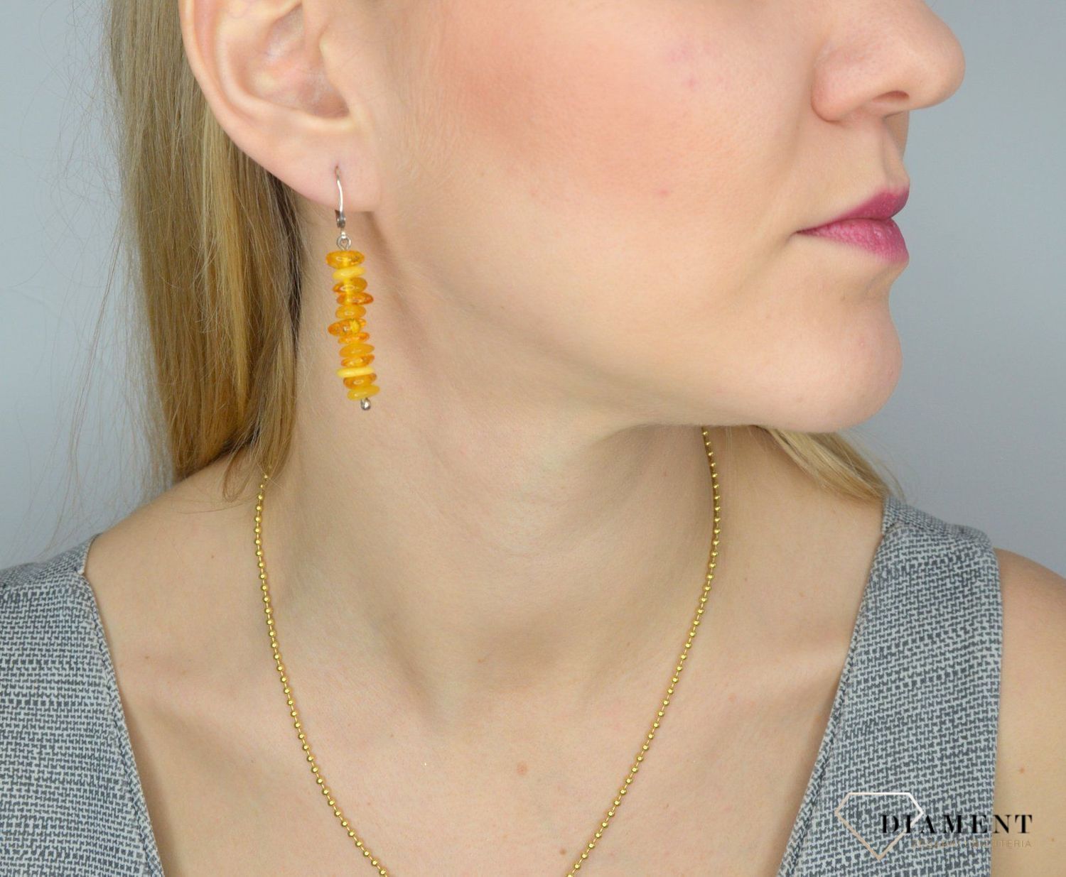 Srebrne kolczyki wiszące bursztyn DIA-KLC-2572-925.jpg