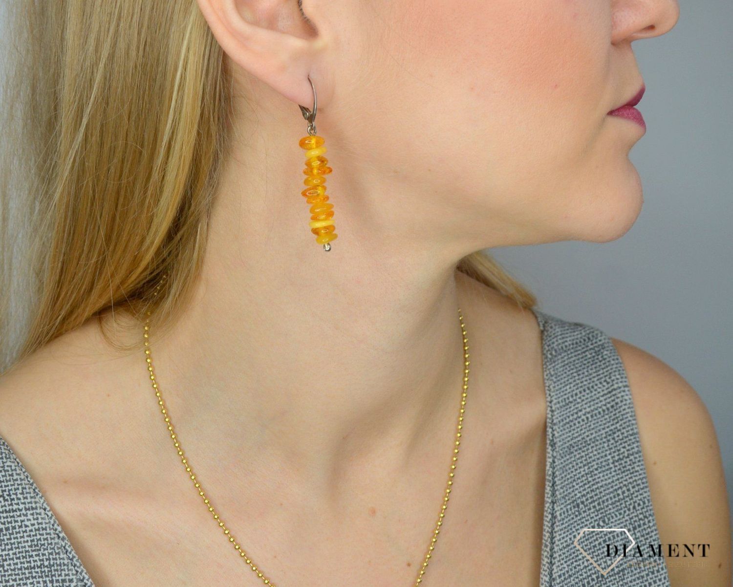 Srebrne kolczyki wiszące bursztyn DIA-KLC-2572-925.jpg