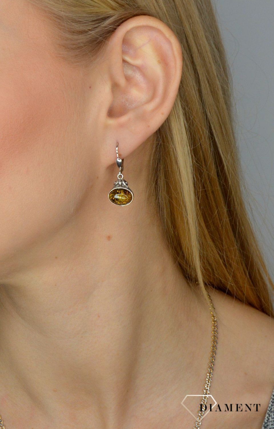 Srebrne kolczyki wiszące okrągły bursztyn DIA-KLC-2574-925.jpg