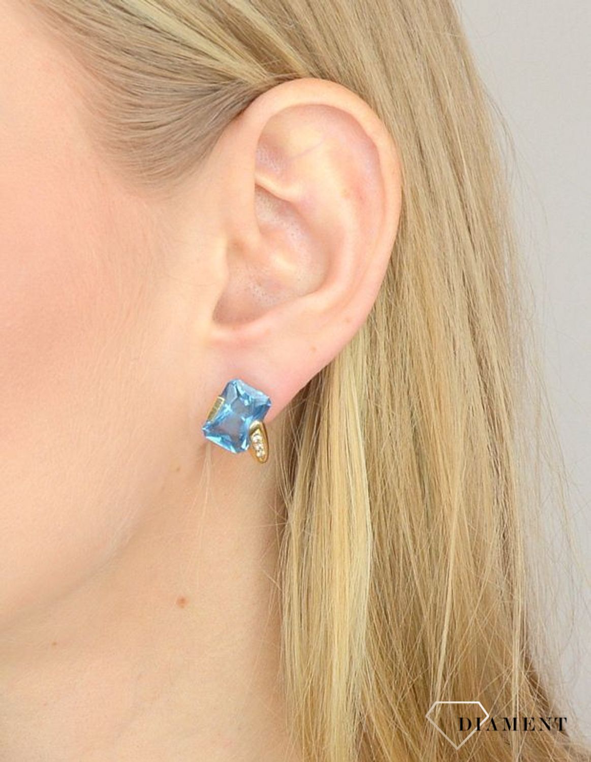 Złote kolczyki Diament 585 z dużą niebieską cyrkonią DIA-KLC-2590-585 ✓ Kolczyki złote w Sklepie z Biżuterią zegarki-diament.pl✓.jpg