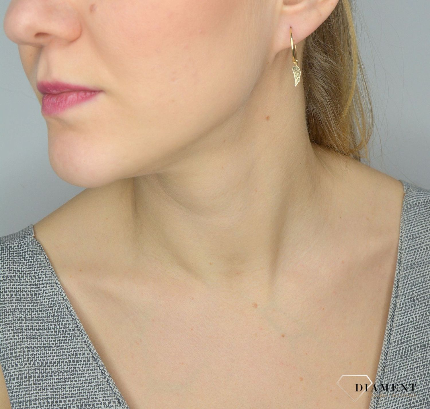 Złote kolczyki 585 koła ze skrzydłem DIA-KLC-2632-585.jpg