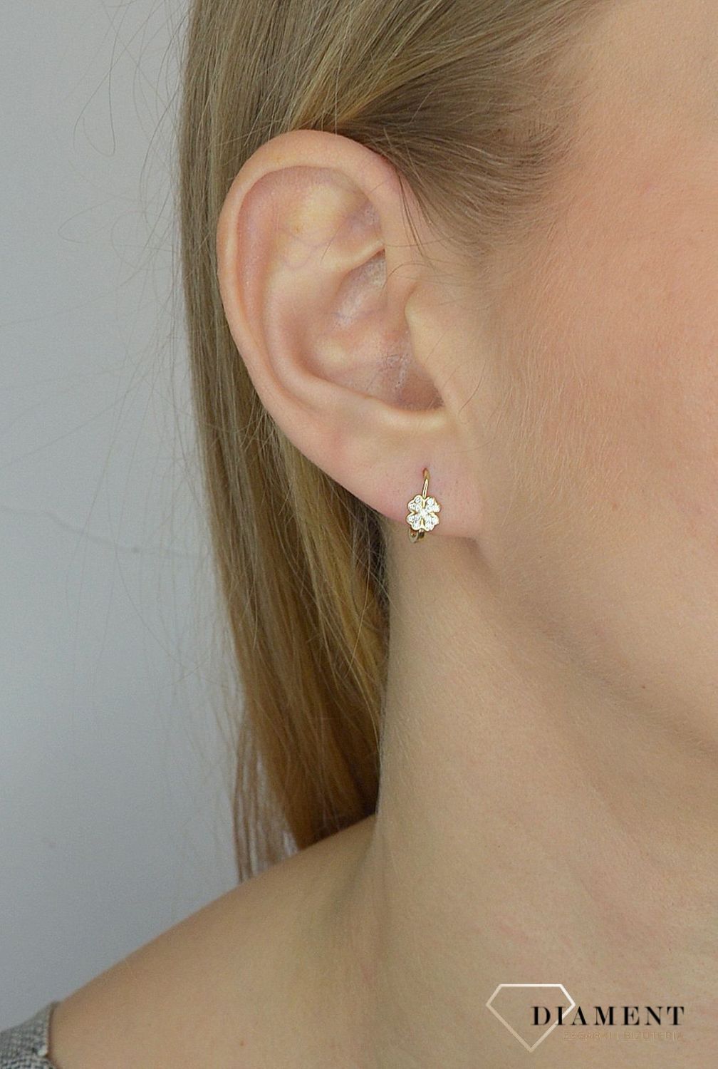 Złote kolczyki 585 wiszące koniczynki z cyrkonią DIA-KLC-2657-585.jpg