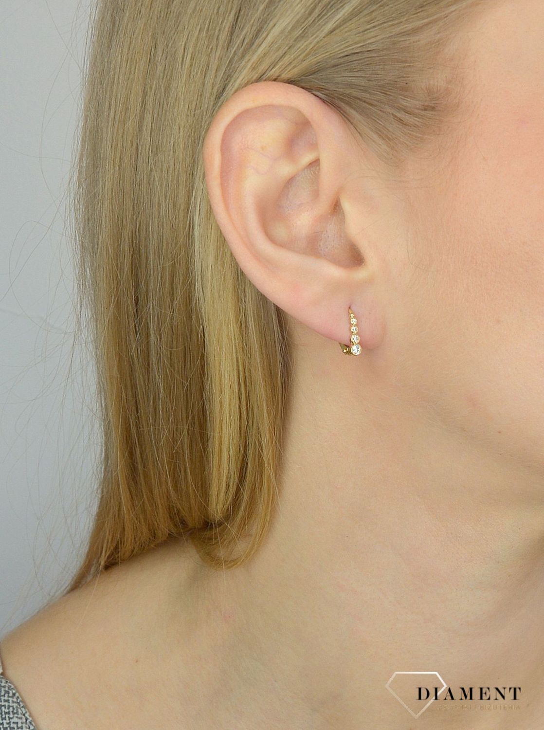 Złote kolczyki 585 rząd błyszczących cyrkonii DIA-KLC-2658-585.jpg