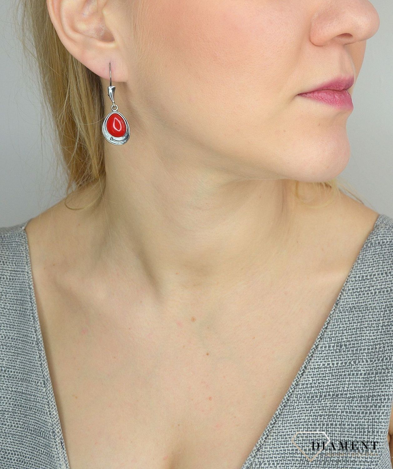 Kolczyki srebrne wiszące 'Czerwony koral'.jpg