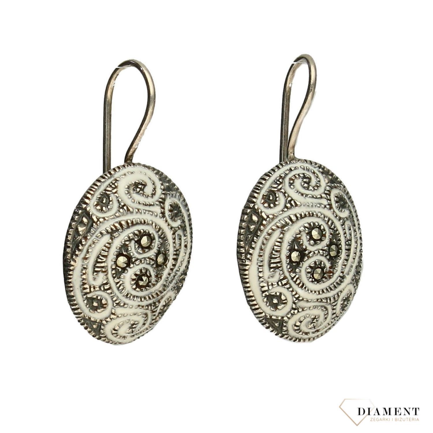 Kolczyki srebrne wiszące z markazytami 925 'Biała emalia'.jpg