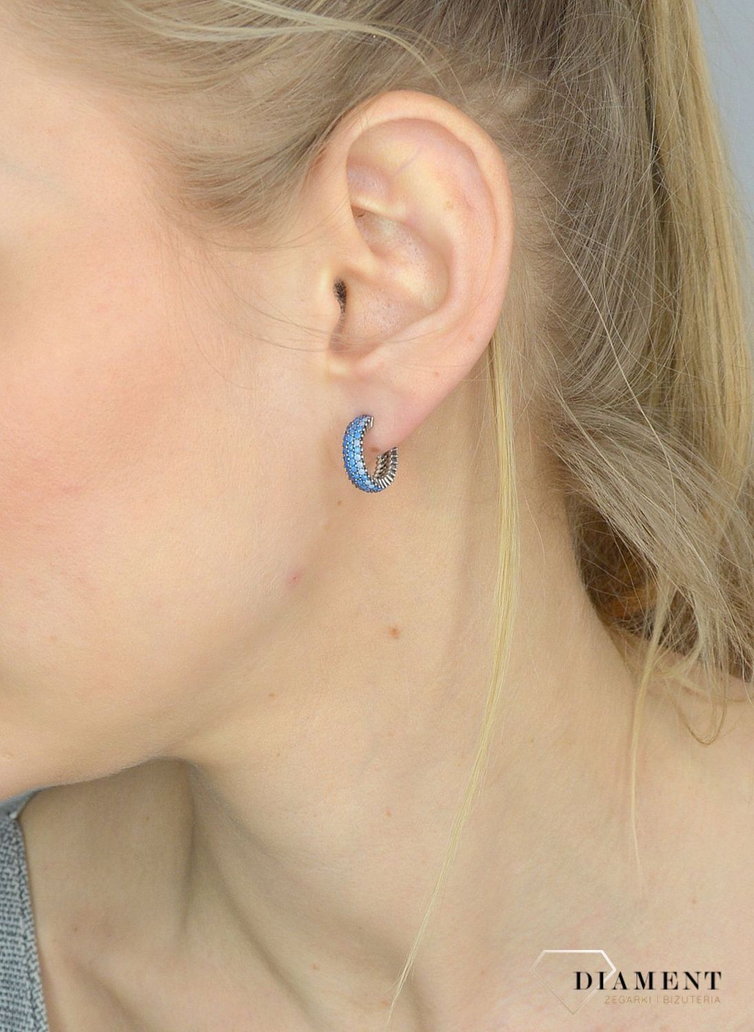 Srebrne kolczyki koła niebieskie cyrkonie DIA-KLC-2839-925.jpg
