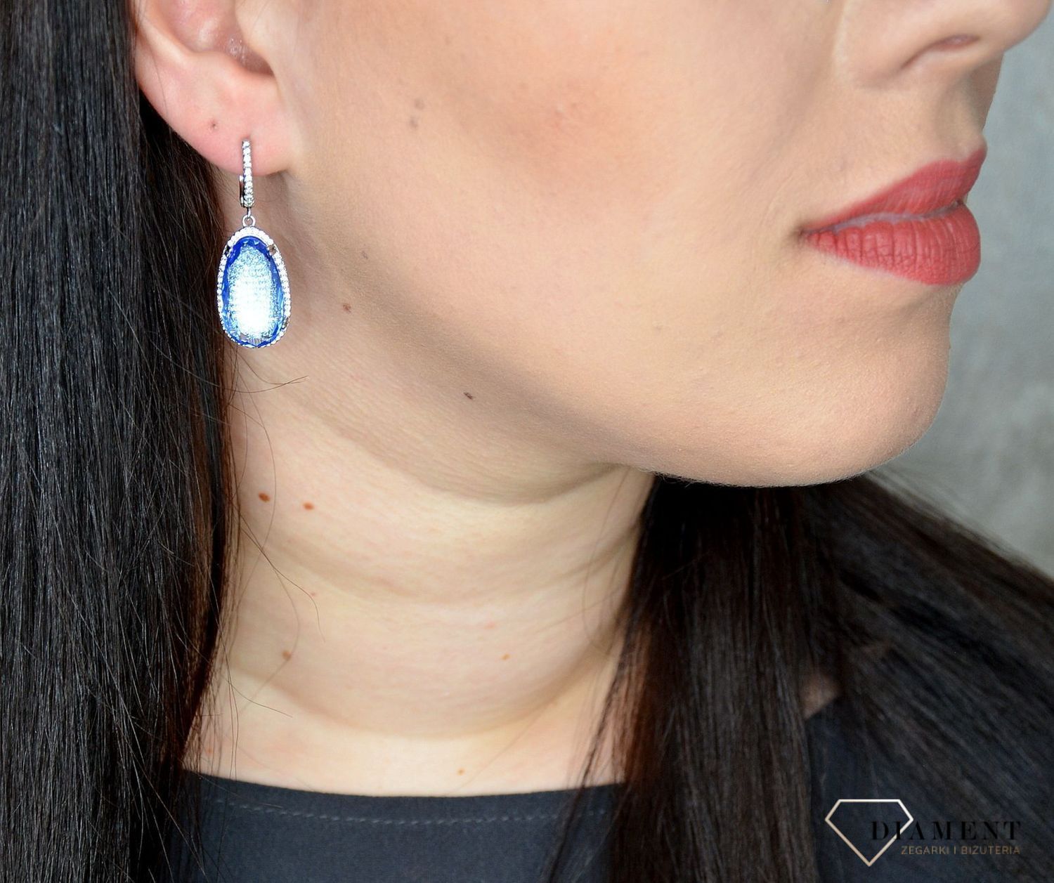 Kolczyki srebrne wiszące 'Niebieska mgła owiana cyrkoniami' DIA-KLC-2842-925.jpg
