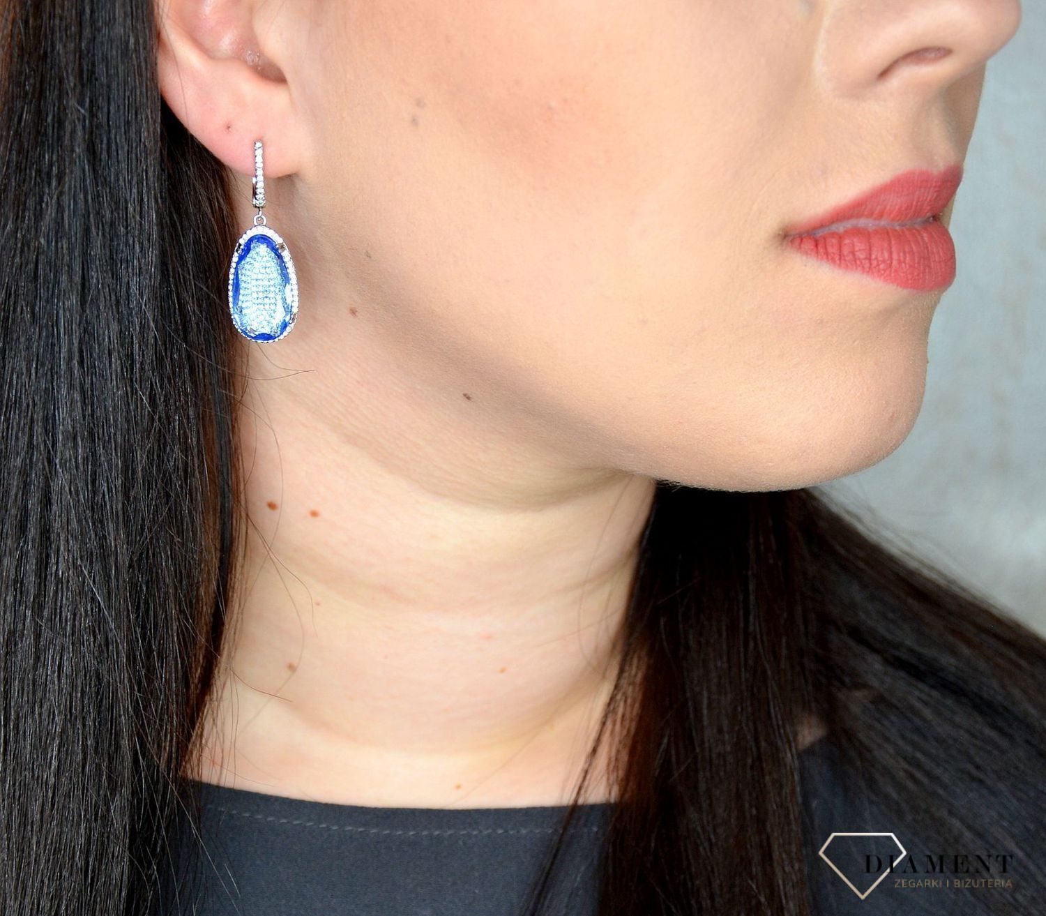 Kolczyki srebrne wiszące 'Niebieska mgła owiana cyrkoniami' DIA-KLC-2842-925.jpg