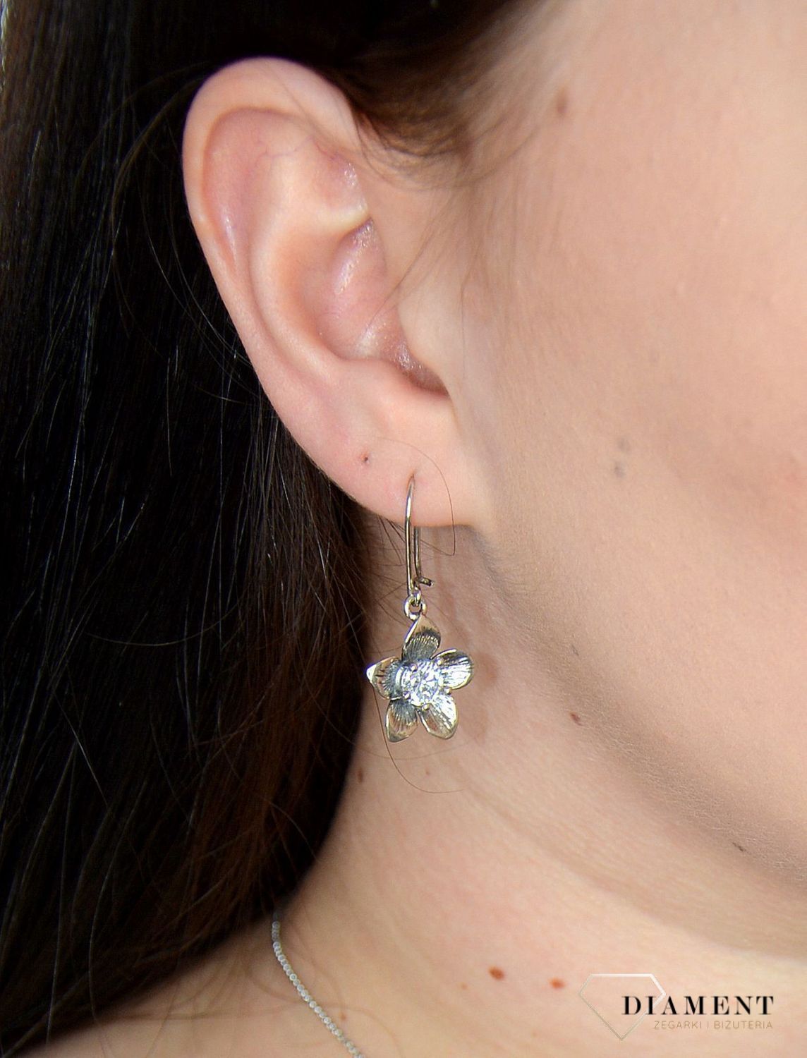 Kolczyki damskie srebrny kwiat z cyrkonią DIA-KLC-2849-925.jpg