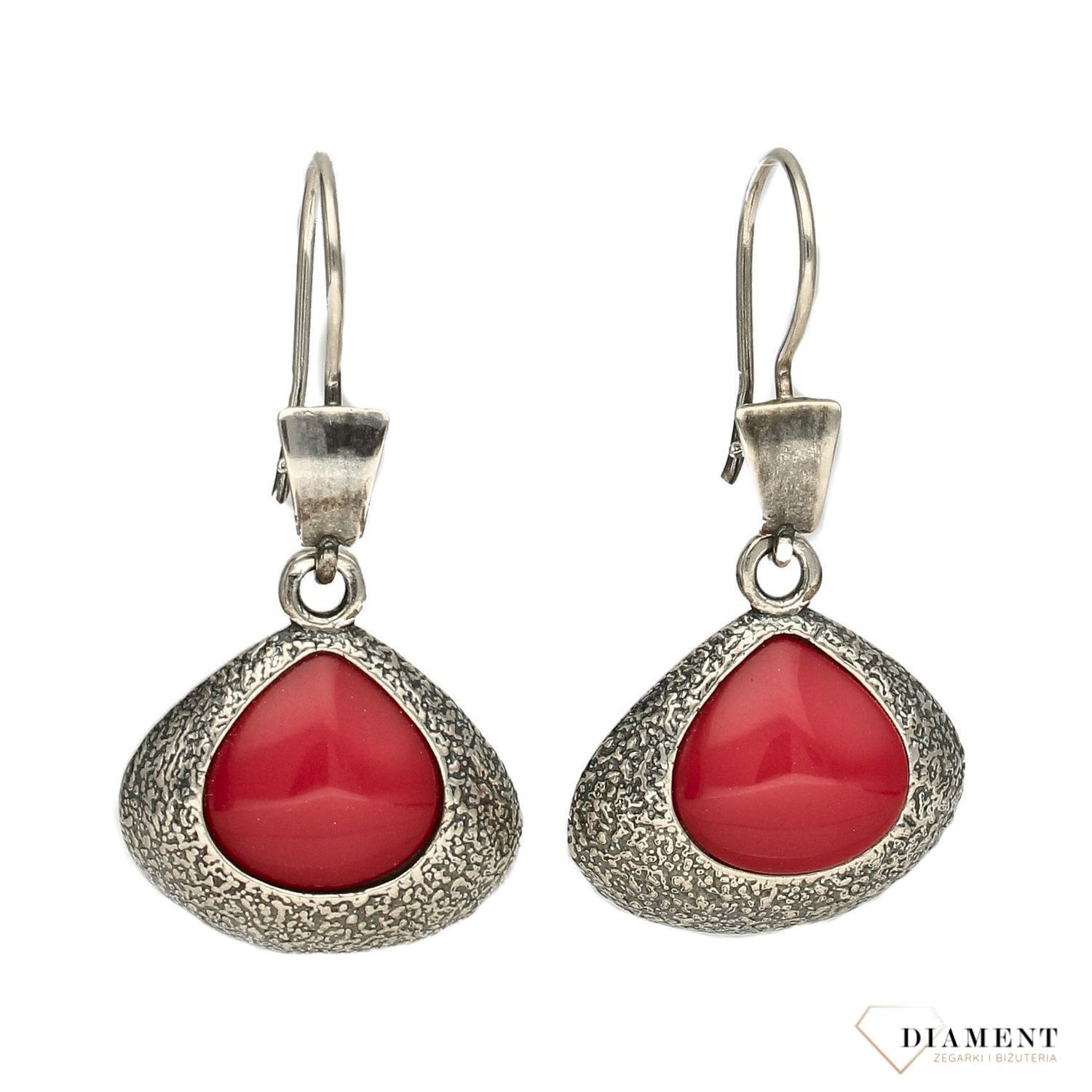 Kolczyki srebrne wiszące, oksydowane z czerwonym kamieniem DIA-KLC-2986-925.jpg