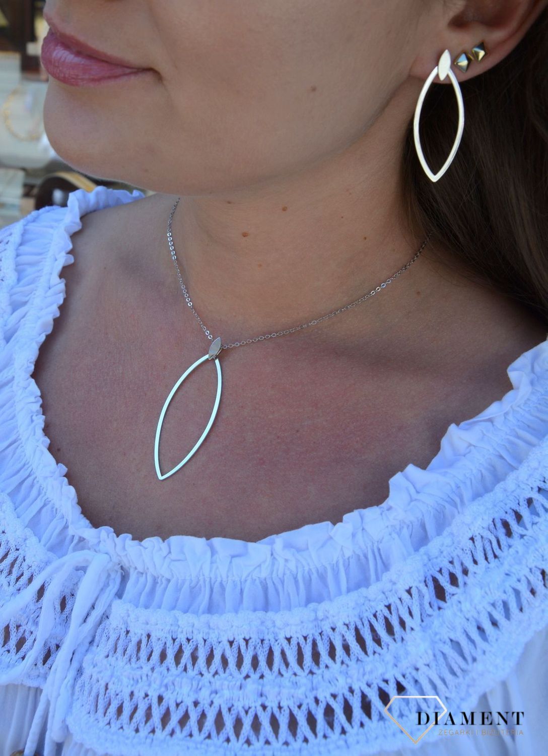 Kolczyki srebrne wiszące na wkręt 'Gładkie Liście'  DIA-KLC-2987-925.jpg