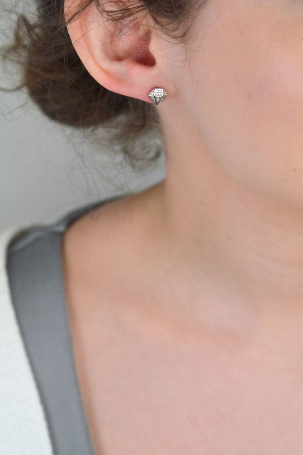 Kolczyki srebrne  Diamenty z cyrkoniami DIA-KLC-2E12742-925 ✅ Subtelne i nadzwyczaj urokliwe srebrne kolczyki, łapki. ✅ Wspaniały wygląd i precyzja wykonania sprawiają, 2.jpg