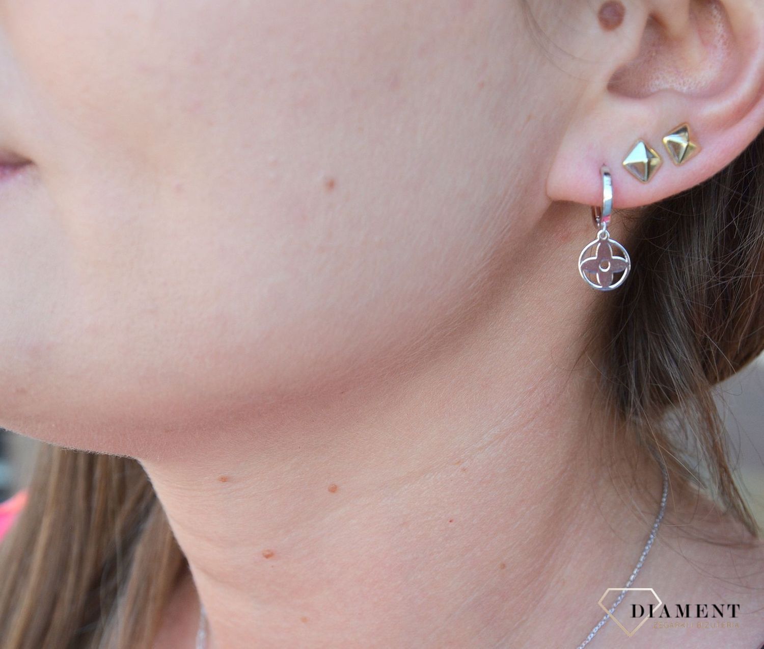 Kolczyki srebrne 925 koła z kwiatkiem DIA-KLC-3013-925.jpg