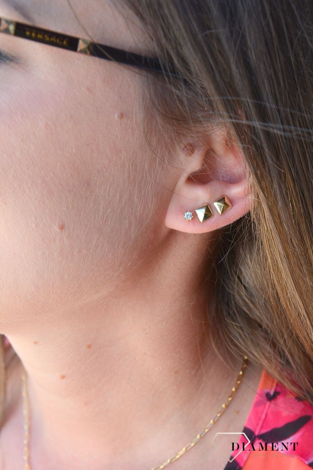 Kolczyki srebrne pozłacane małe cyrkonie na sztyft DIA-KLC-CE-62164MMY-925 ✅ Delikatne kolczyki wykonane z najwyższej jakości srebrna próby 925..jpg