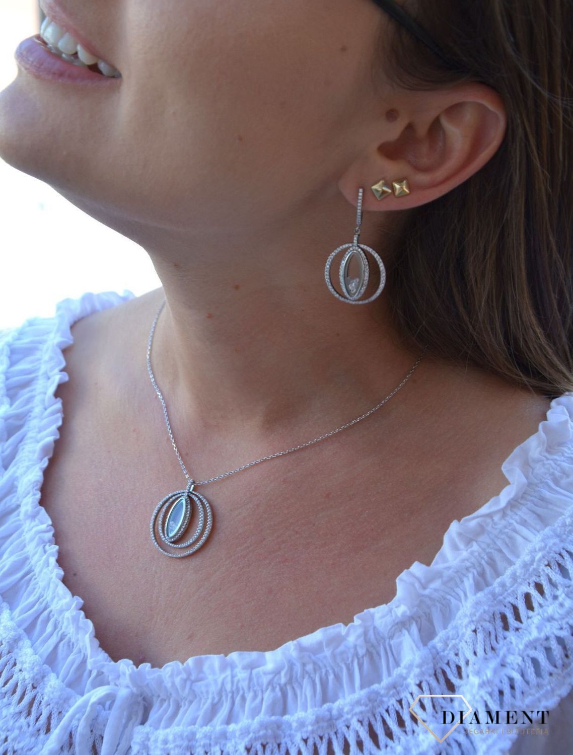 Srebrne wiszące kolczyki cyrkonie w kółkach DIA-KLC-3084-925.jpg