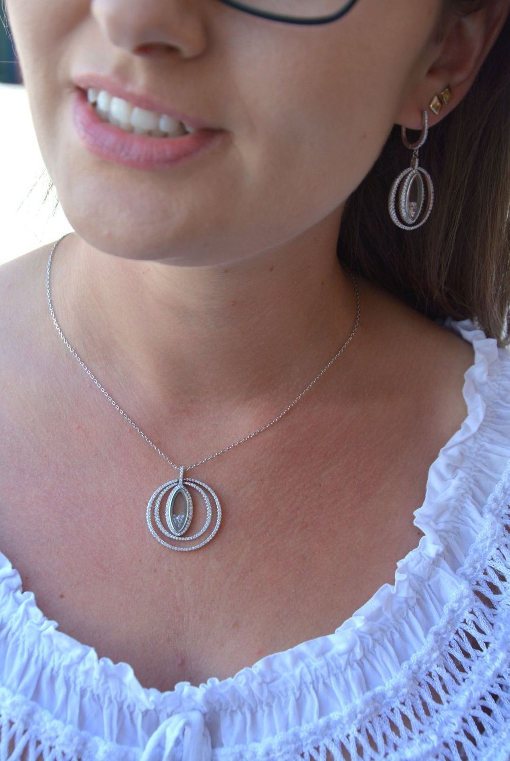 Srebrne wiszące kolczyki cyrkonie w kółkach DIA-KLC-3084-925.jpg