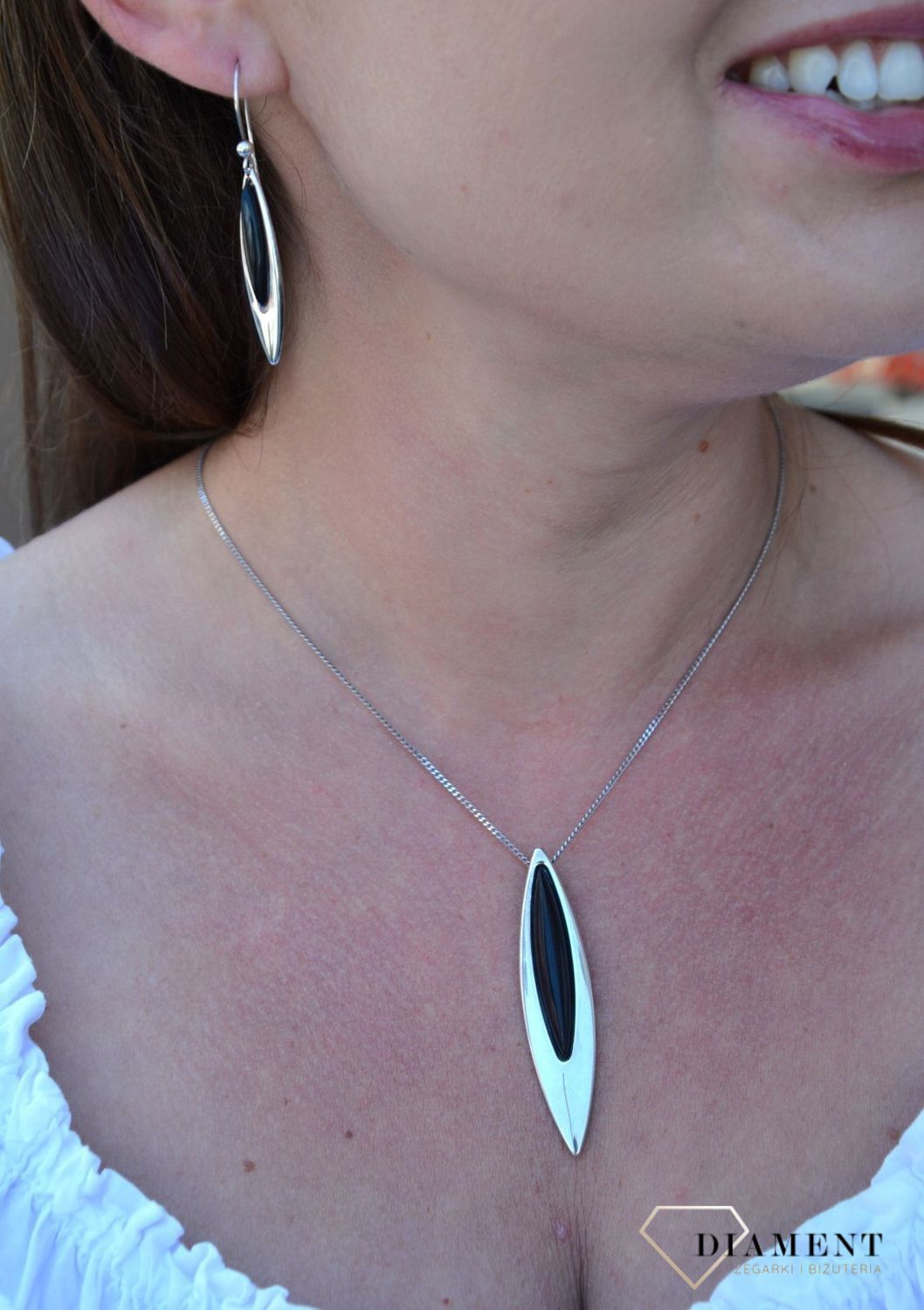 Srebrne kolczyki wiszące onyks syntetyczny DIA-KLC-3088-925.jpg