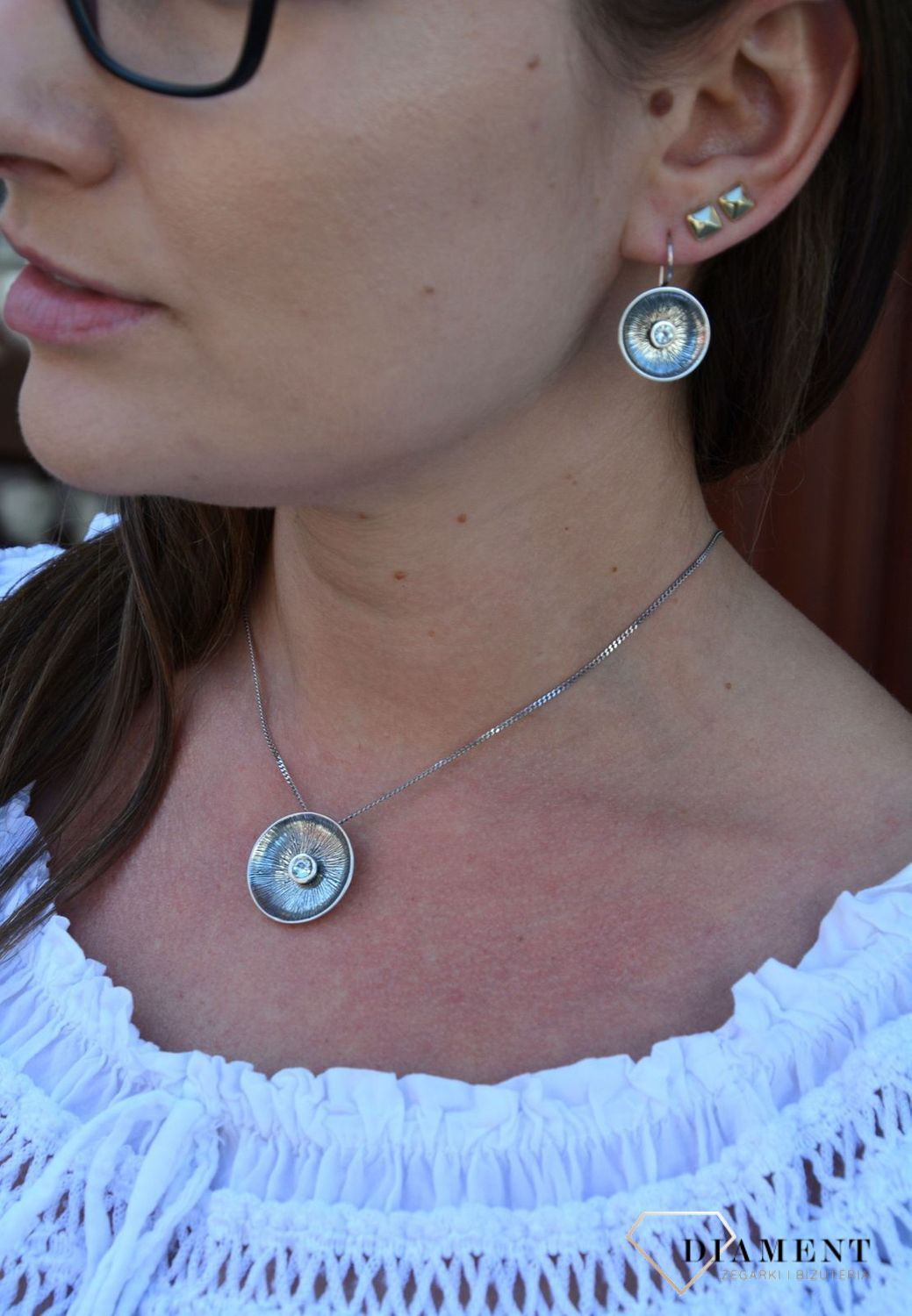 Srebrne kolczyki wiszące okrągłe z cyrkonią DIA-KLC-3095-925.jpg