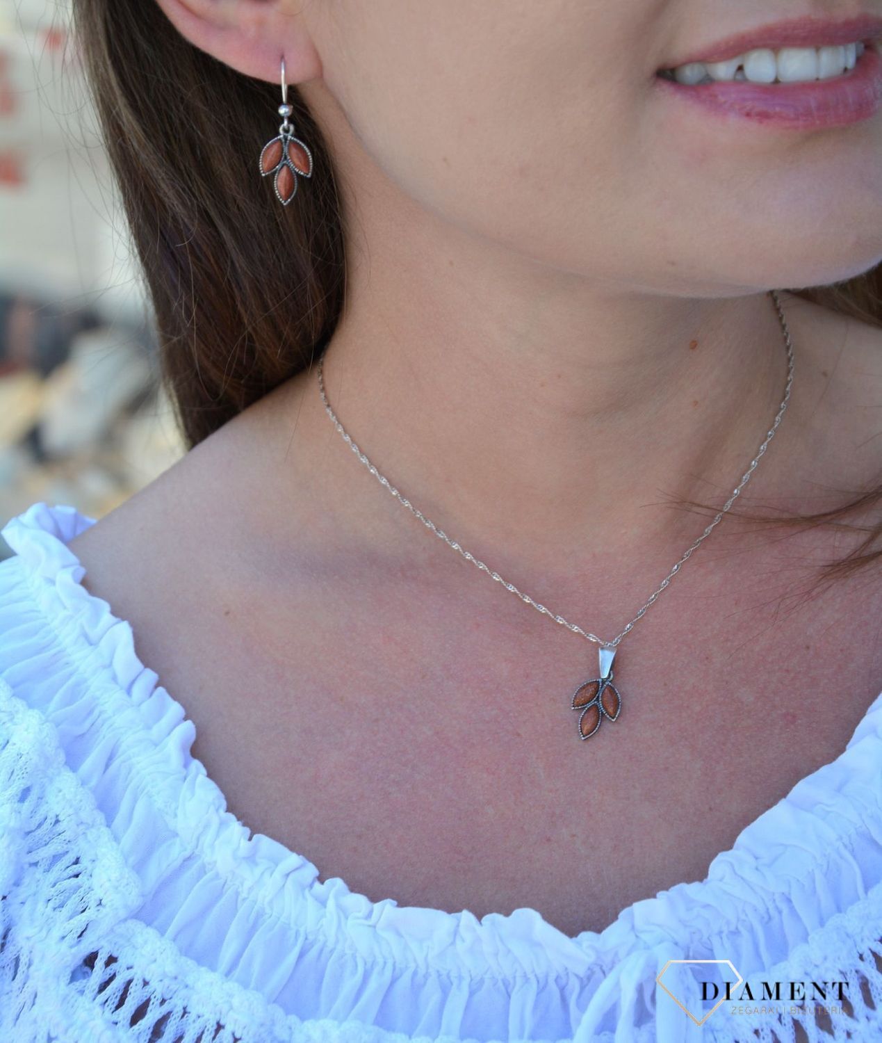 Srebrne kolczyki wiszące piasek pustyni DIA-KLC-3103-925.jpg