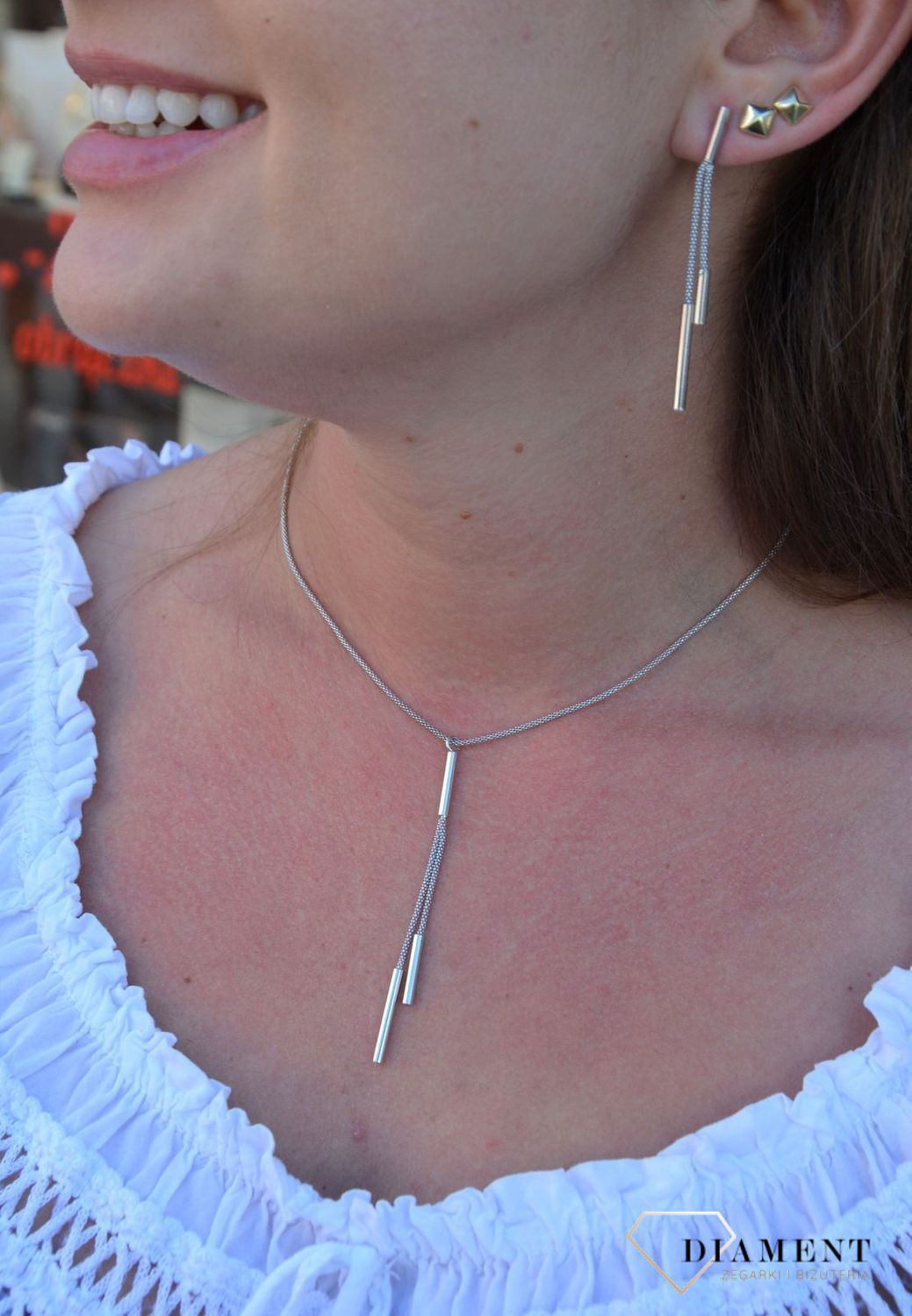 Srebrne wiszące kolczyki dwa łańcuszki z patyczkami.jpg