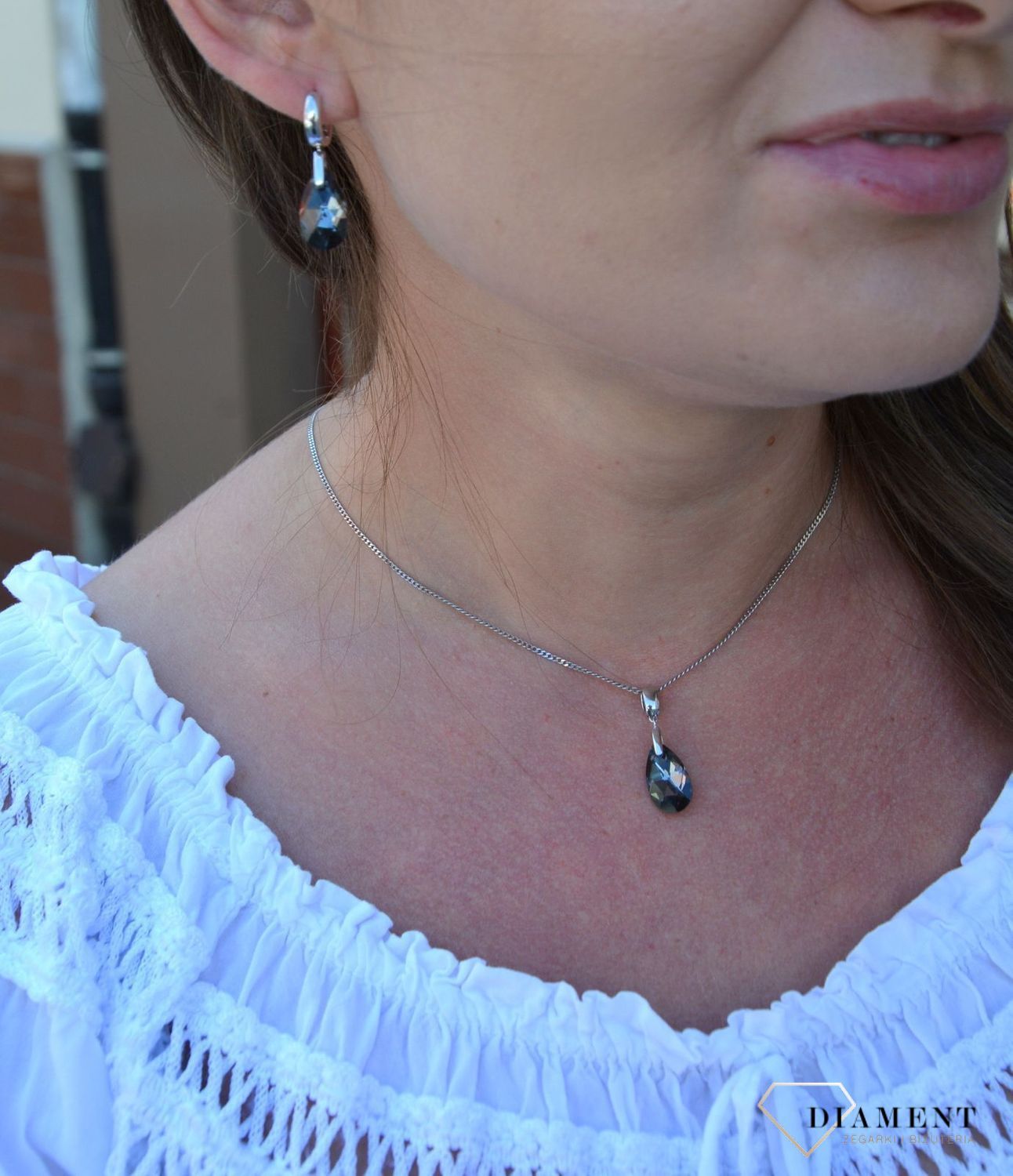 Srebrne kolczyki wiszące czarne Swarovski DIA-KLC-3111-925.jpg